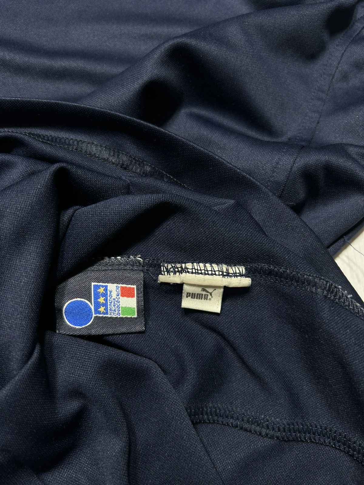 Neil Barrett × Puma Vintage Italia Puma Neil Barrett Home Soccer Jersey t-shirt Size US M / EU 48-50 / 2 - 19 Thumbnail