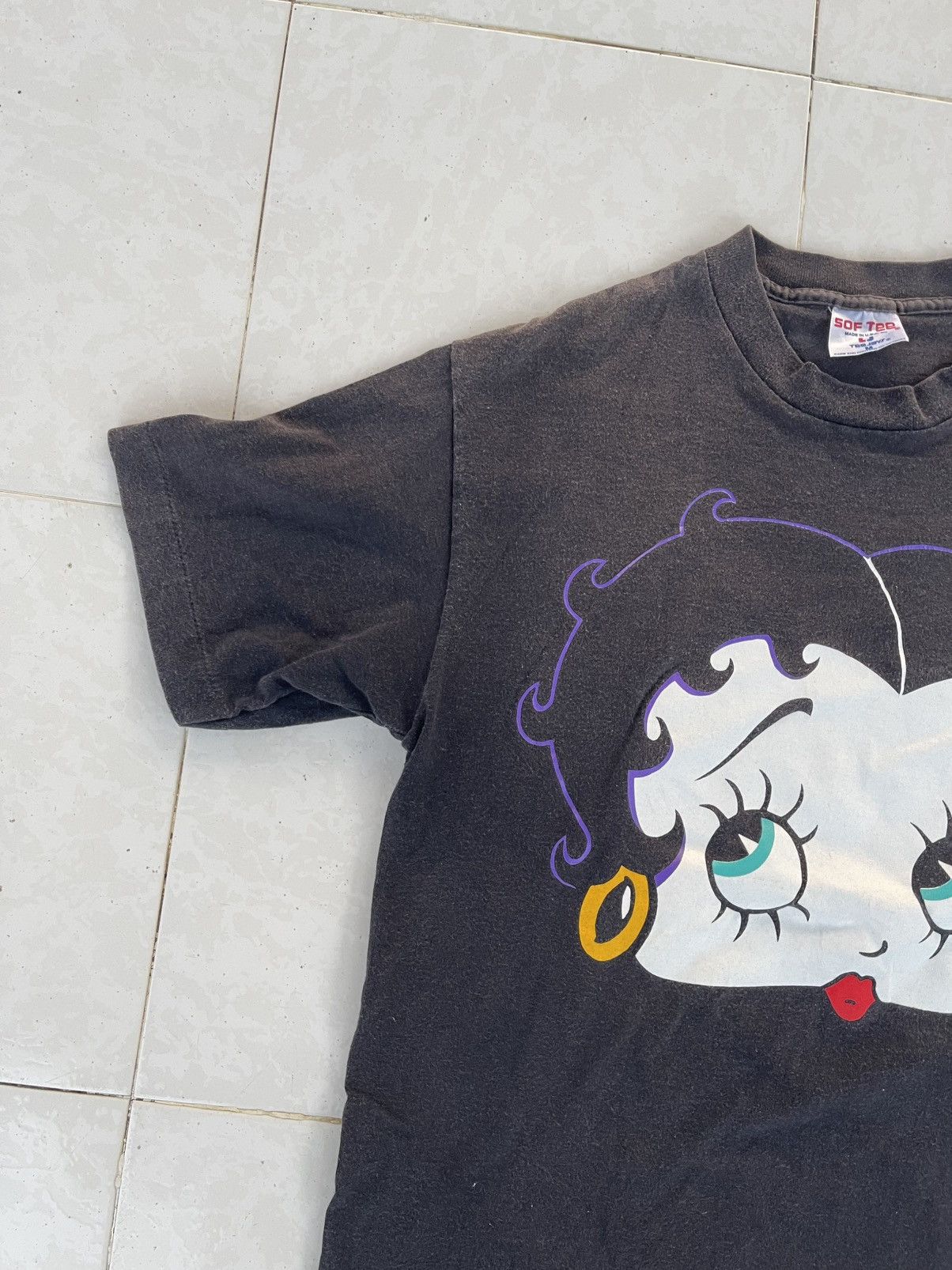 Vintage Vintage 1990's Betty Boop Got Silk Cartoon Sun Faded Tee Size US M / EU 48-50 / 2 - 9 Thumbnail