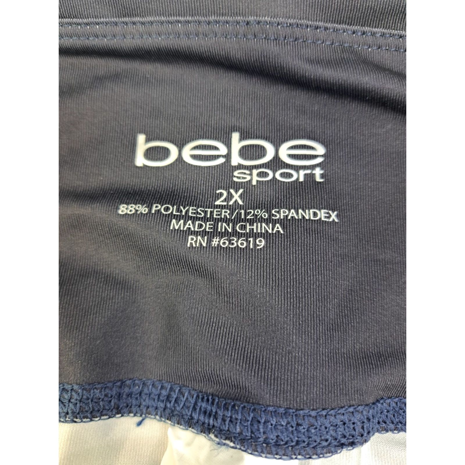Bebe Bebe Womens Sport Leggings Cropped 2XL Blue Bebe Print Moisture Wicking Stretch Pull On Activewear Womens Size 40" / US 18 - 2 Thumbnail
