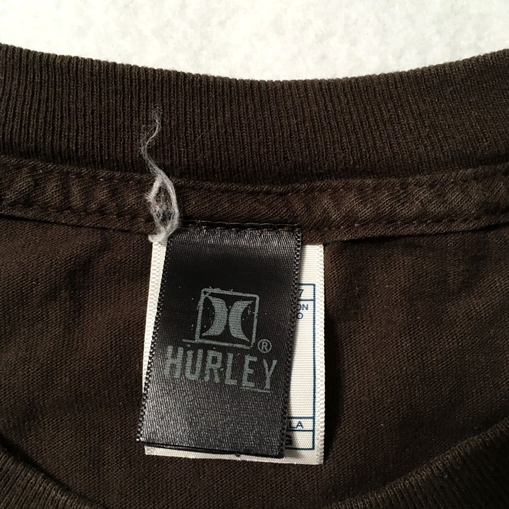 Hurley VINTAGE Hurley T-Shirt Men’s Large Brown Long Sleeve Tee Freedom Shirt Men L Brown 90s Skateboarding Surfing Graphic Tee Size US L / EU 52-54 / 3 - 4 Thumbnail