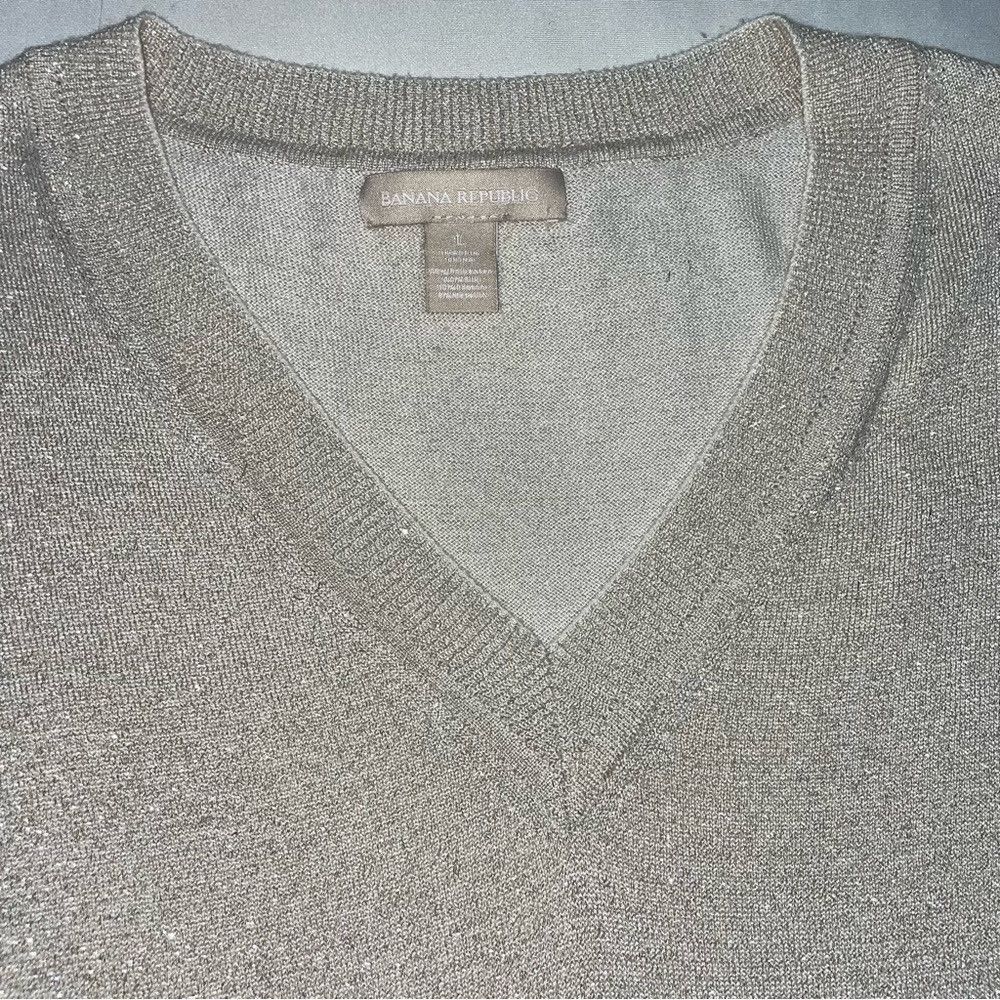 Banana Republic Banana Republic V-Neck Silk Blend Light Grey Sparkle Sweate Size L / US 10 / IT 46 - 6 Thumbnail