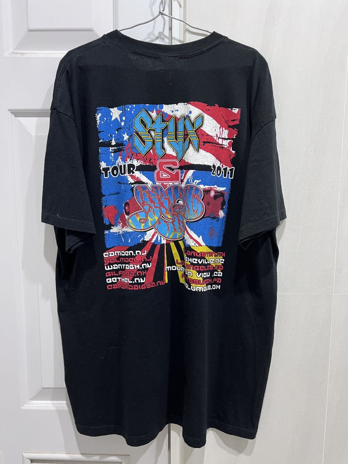 Band Tees × Vintage Vintage Y2K 2011 Yes Styx Tour Promo Tee Size US L / EU 52-54 / 3 - 3 Thumbnail