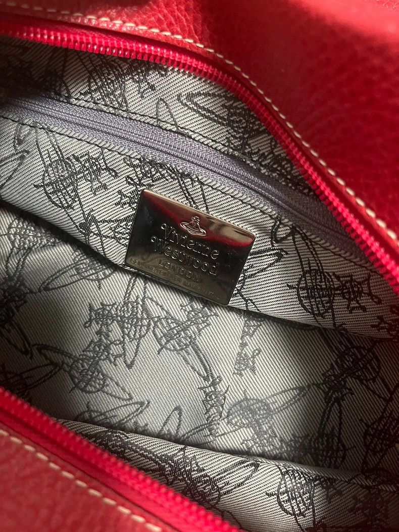 Vivienne Westwood Vivienne Westwood size os Red lily pattern leather handbag Size ONE SIZE - 2 Thumbnail