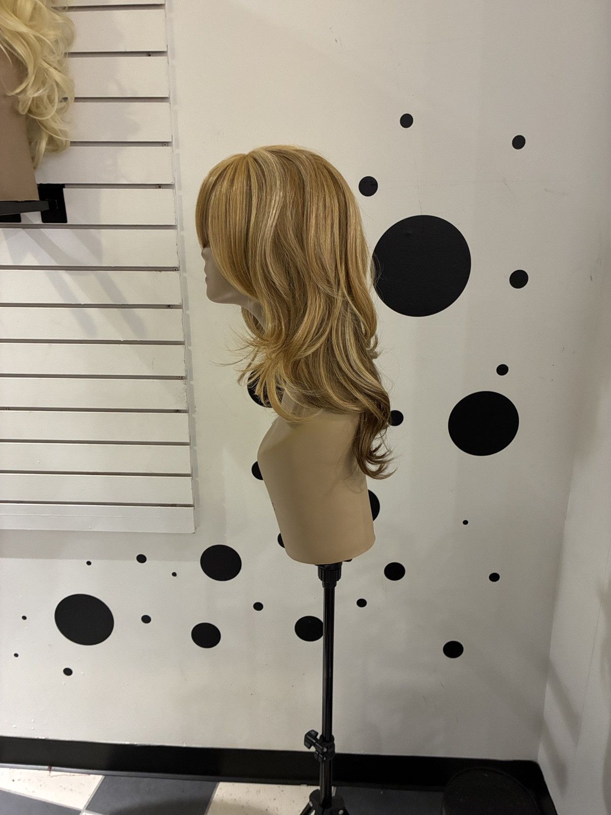Other Tess wigs Size ONE SIZE - 13 Thumbnail