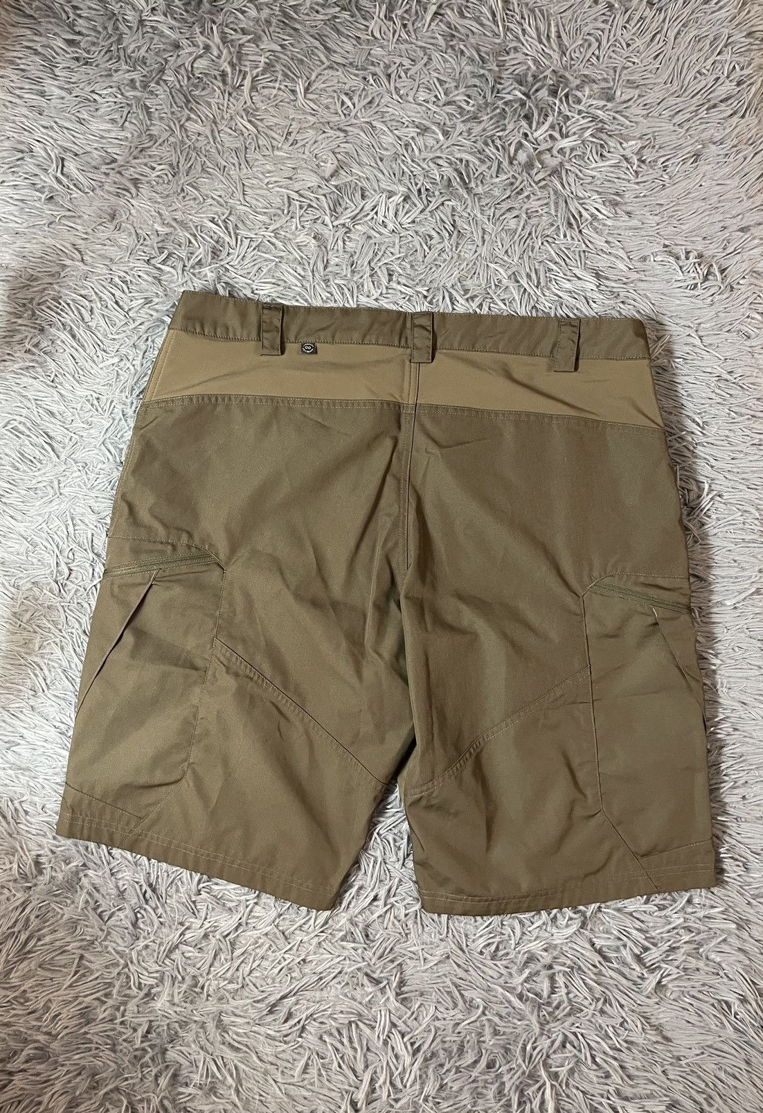 Designer Lundhags gorpcore style cargo shorts Size US 36 / EU 52 - 5 Thumbnail