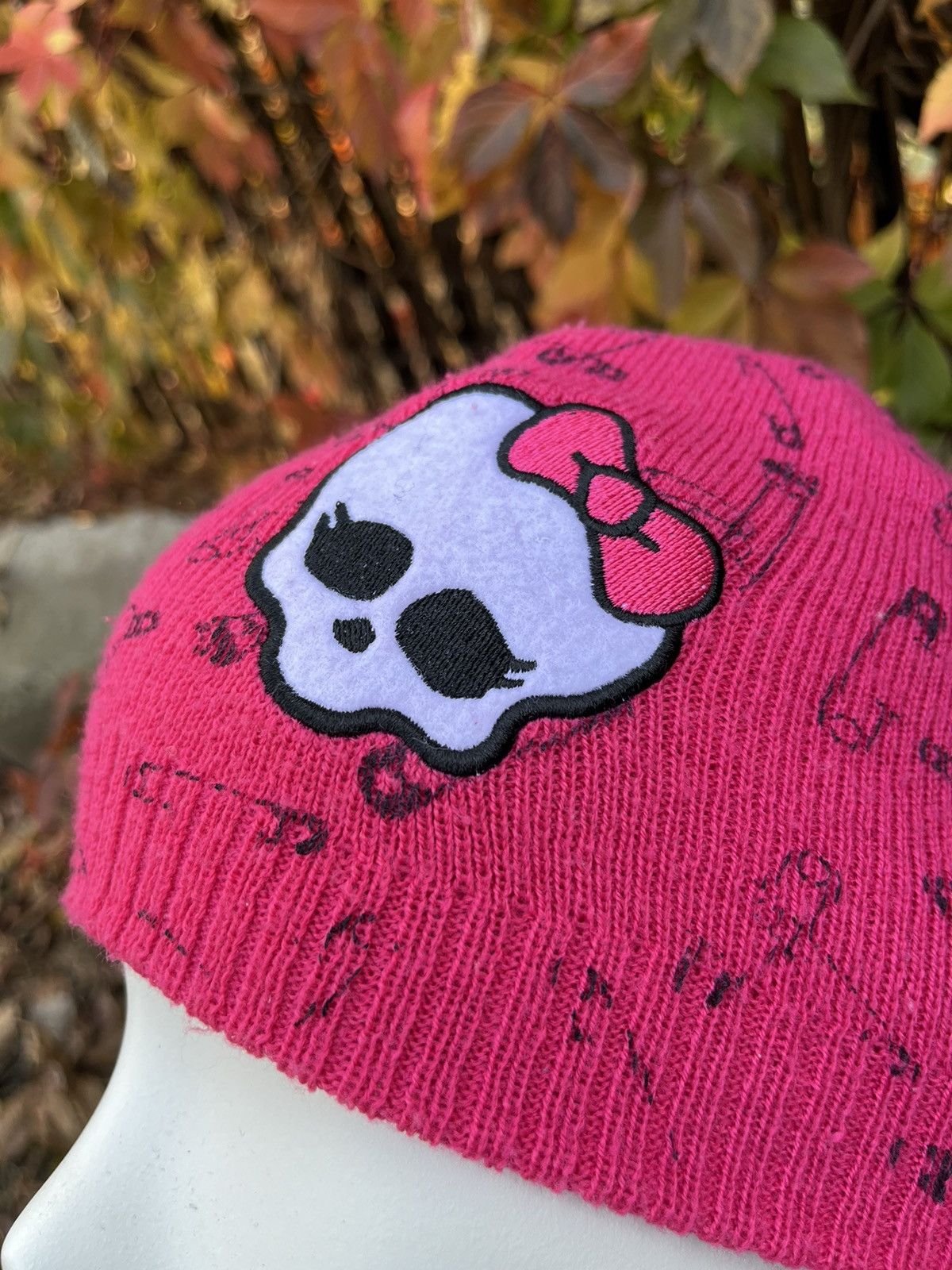 Cartoon Network Monster High y2k Skull Beanie Hat Size ONE SIZE - 4 Thumbnail
