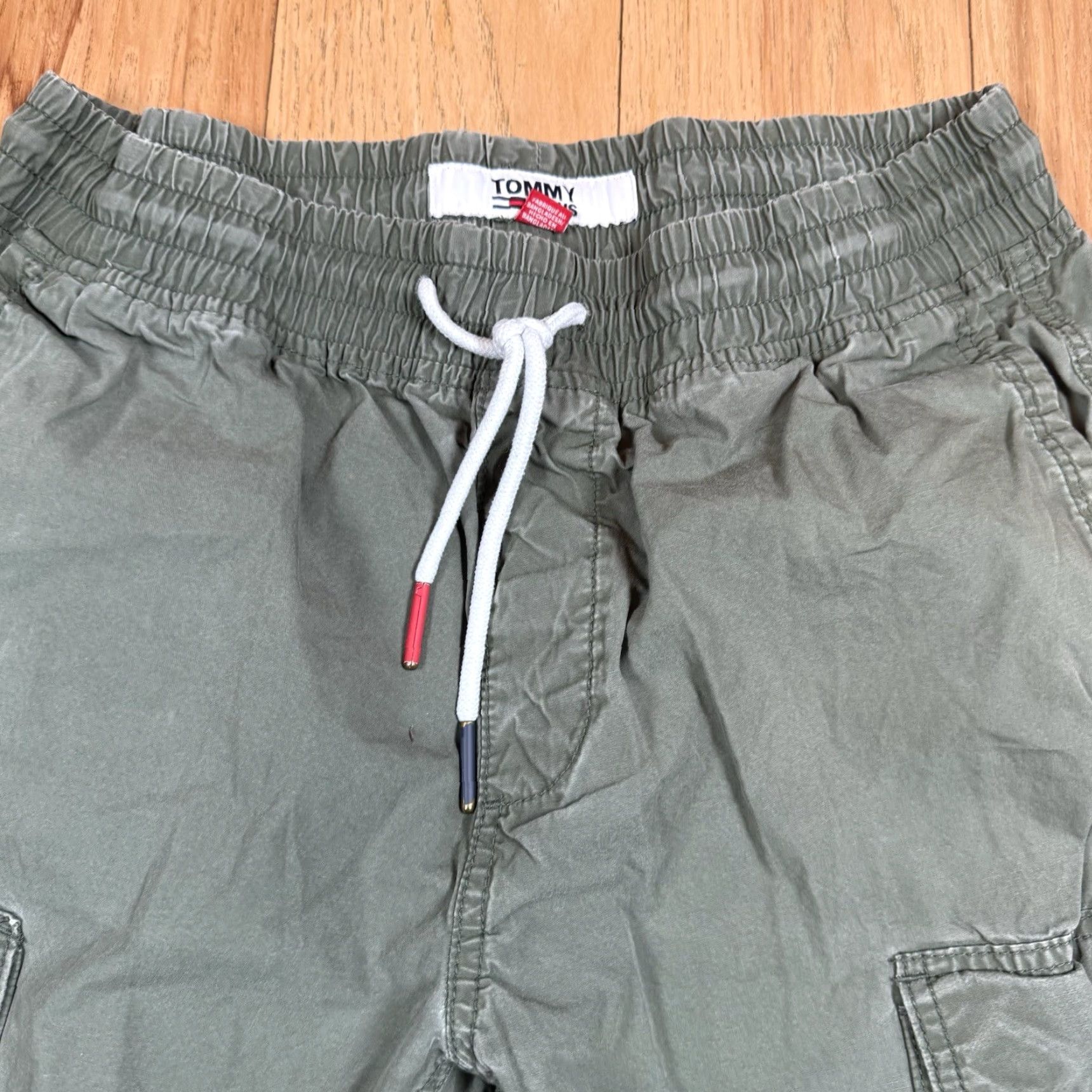 Tommy Hilfiger VINTAGE Tommy Hilfiger Cargo Pants Jogger Mens Small Green 28x27 Inseam 27 Lightweight Paratrooper S Pants Mens Green Size US 29 - 6 Thumbnail