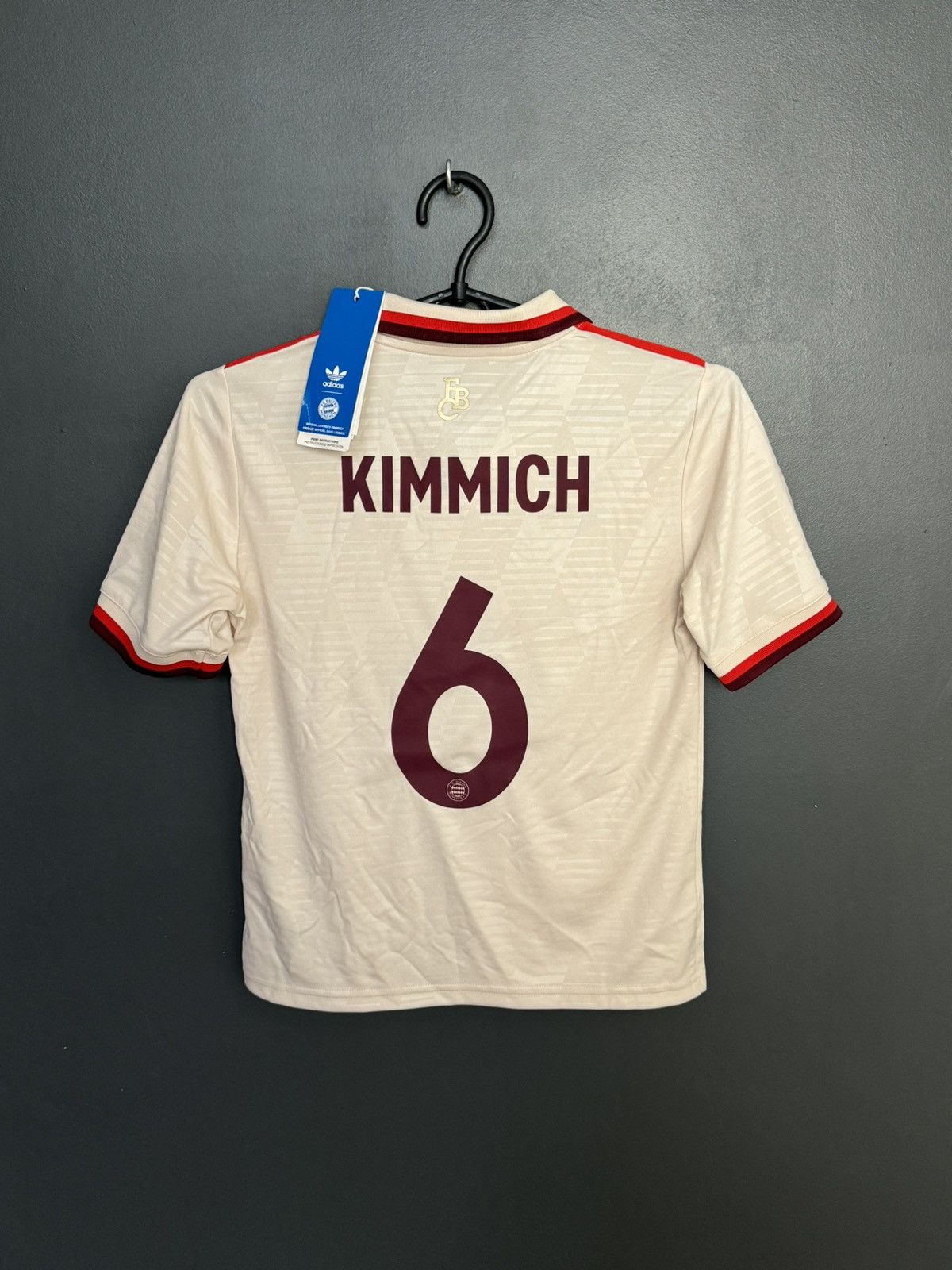 Adidas KIDS New Bayern Munchen 24/25 Third Kimmich Football Jersey Size US XS / EU 42 / 0 - 1 Thumbnail