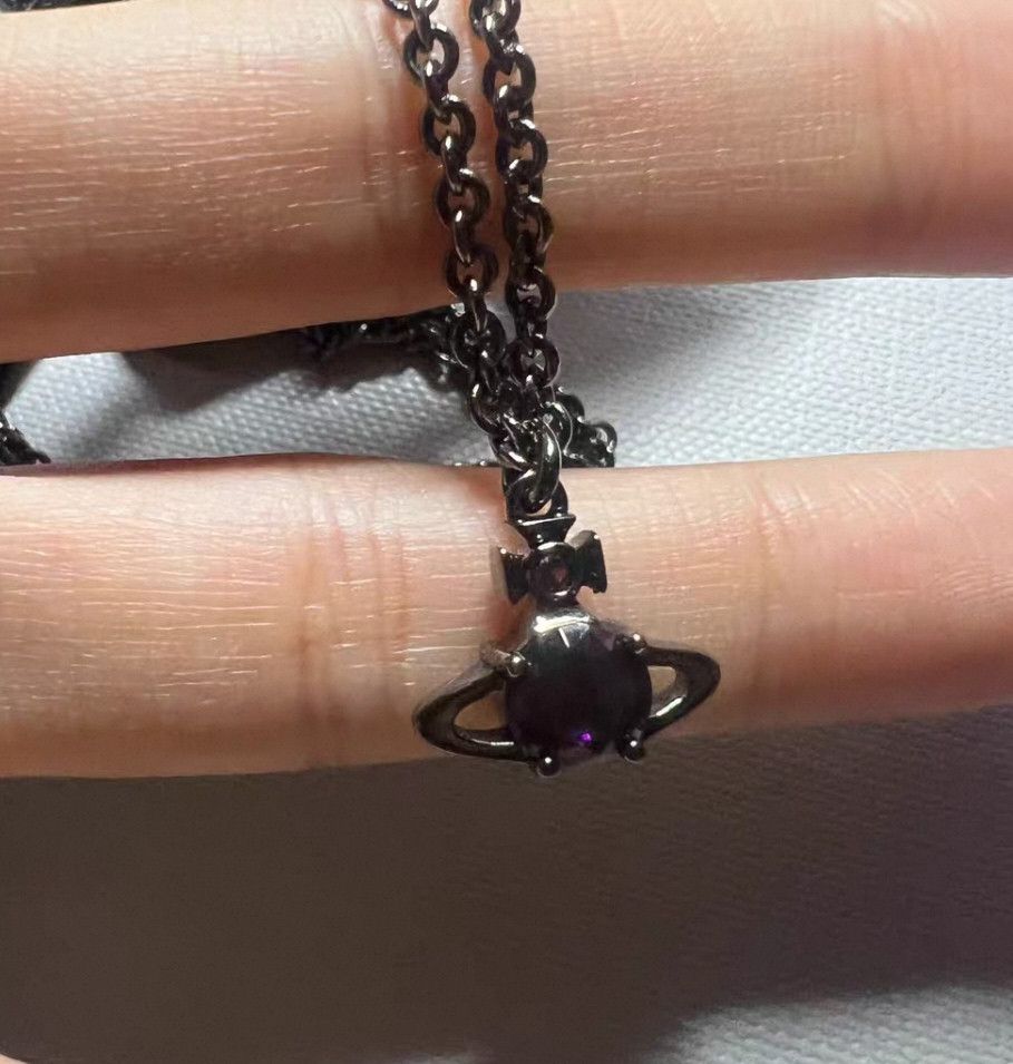 Vivienne Westwood Vivienne Westwood Purple Saturn Necklace. Size ONE SIZE - 2 Thumbnail