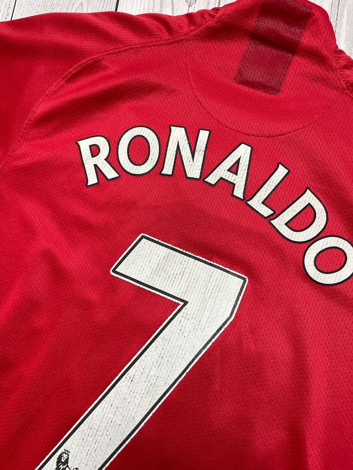 Nike × Vintage Vintage Nike Manchester United soccer jersey 7 Ronaldo S Size US S / EU 44-46 / 1 - 10 Thumbnail
