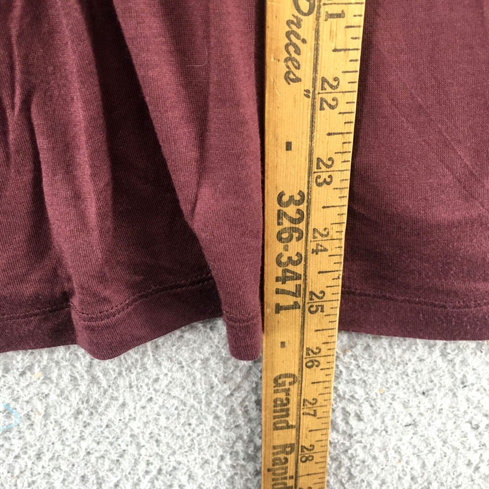 Banana Republic Banana Republic Blouse Shirt Tunic Womens XS Burgundy Sleeveless V-Neck Pleated Front Size XS / US 0-2 / IT 36-38 - 6 Thumbnail