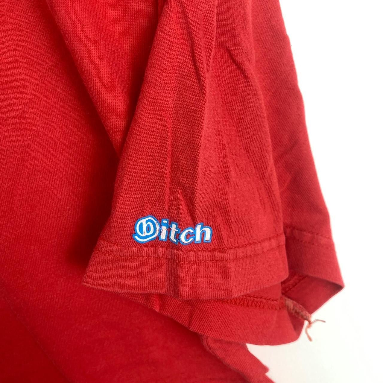 Vintage Vintage BITCH SKATEBOARD Box Logo Made In USA Tee Shirt Top Size US L / EU 52-54 / 3 - 6 Thumbnail