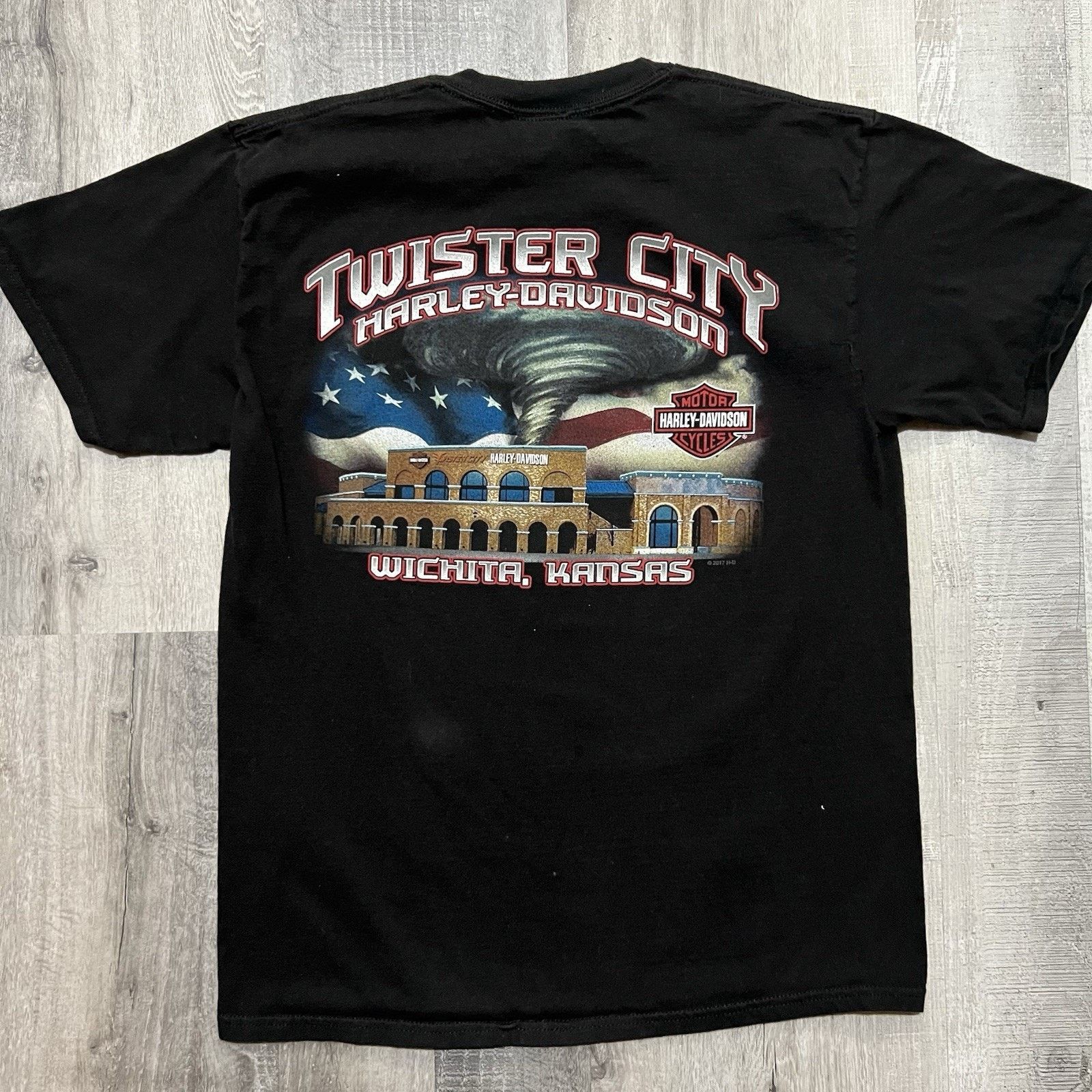 Harley Davidson Harley Davidson Twister City Kansas Irish Biker T Shirt M Size US M / EU 48-50 / 2 - 2 Thumbnail