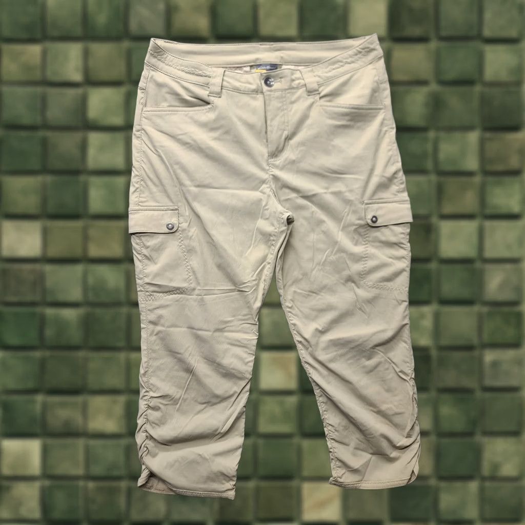 Eddie Bauer Eddie Bauer Travex Capris Womens 8 Capris Beige Nylon Moisture Wicking Pockets Travel Spring Summer Fall Casual Workwear Mens? Ladies? Size ONE SIZE - 1 Thumbnail