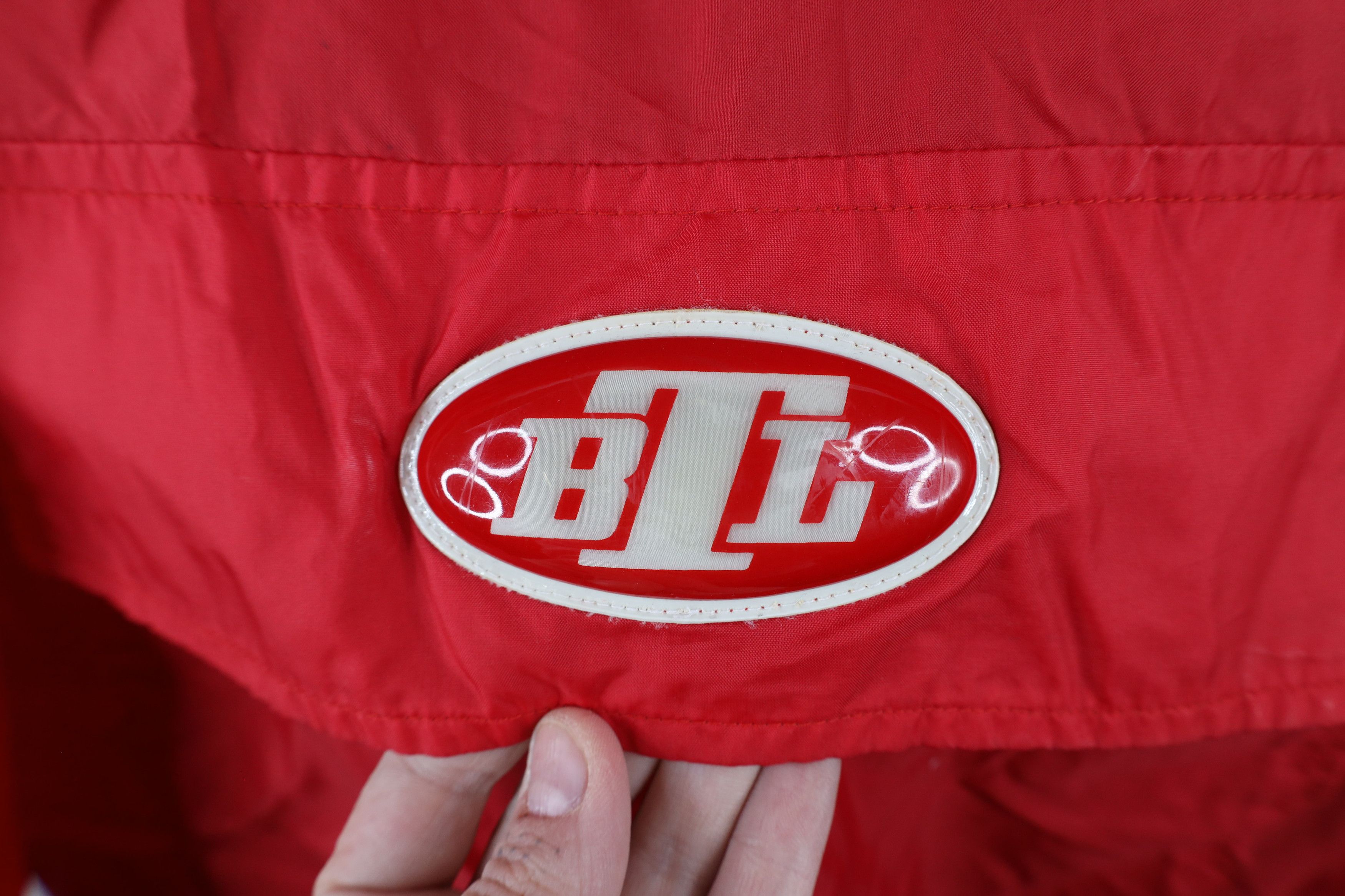 Vintage Vintage Y2K 2000 Millennium Half Zip Windbreaker Jacket Red Size US XL / EU 56 / 4 - 4 Thumbnail