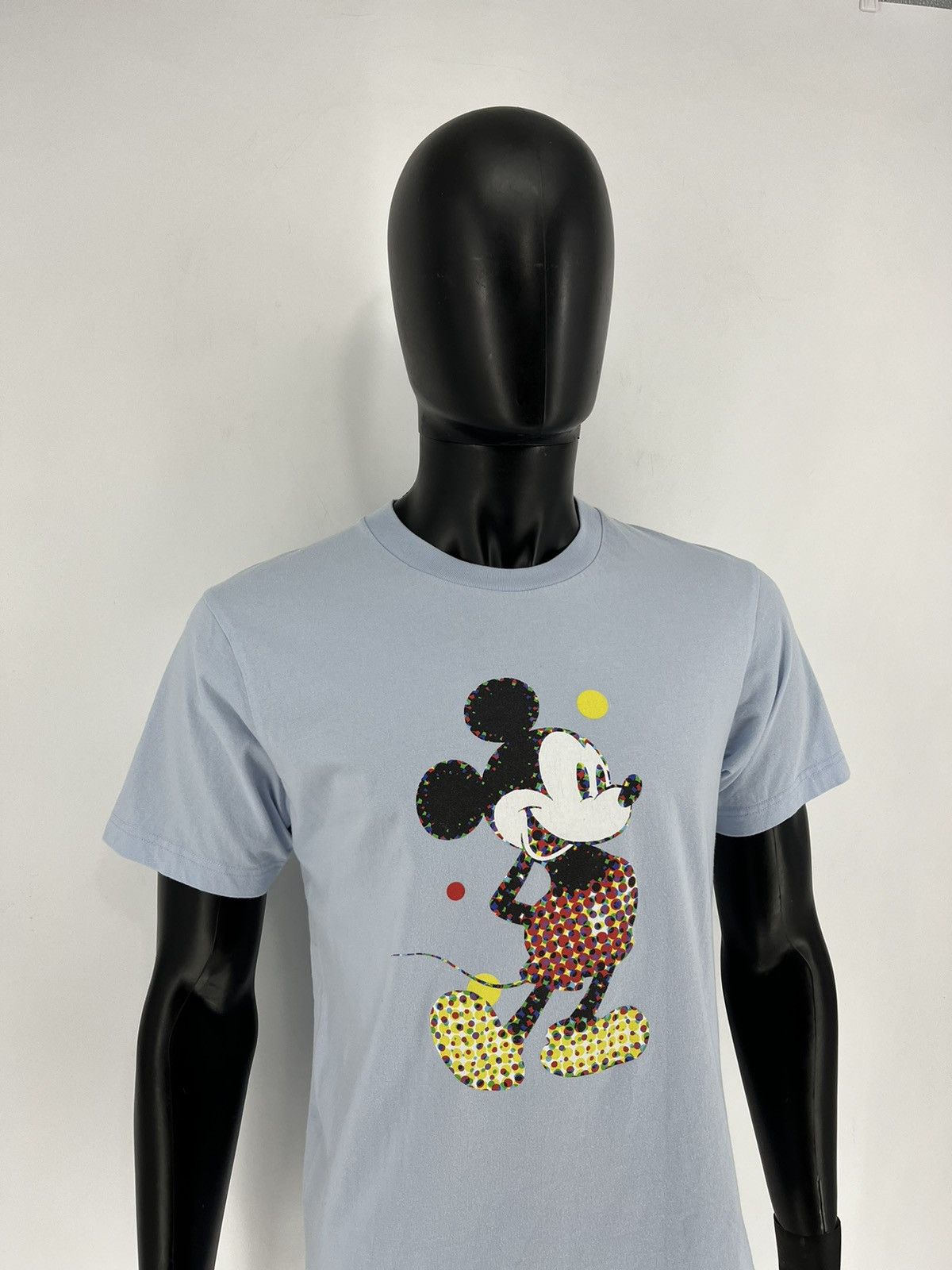 Uniqlo × Vintage Vintage Y2K Mickey Stands UT (Short Sleeve Graphic T-Shirt) Size US M / EU 48-50 / 2 - 3 Thumbnail