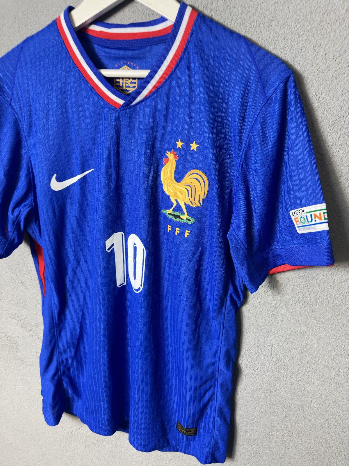 Other 2024 European cup France #10 Mbappé Jersey Home Size US L / EU 52-54 / 3 - 2 Thumbnail