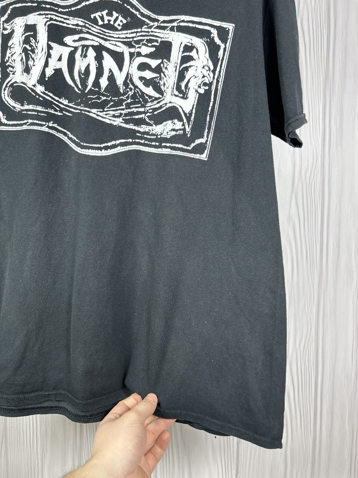 Band Tees Vintage The Damned Chiswick Singles Punk Rock Band Tee Sz L Size US L / EU 52-54 / 3 - 14 Thumbnail
