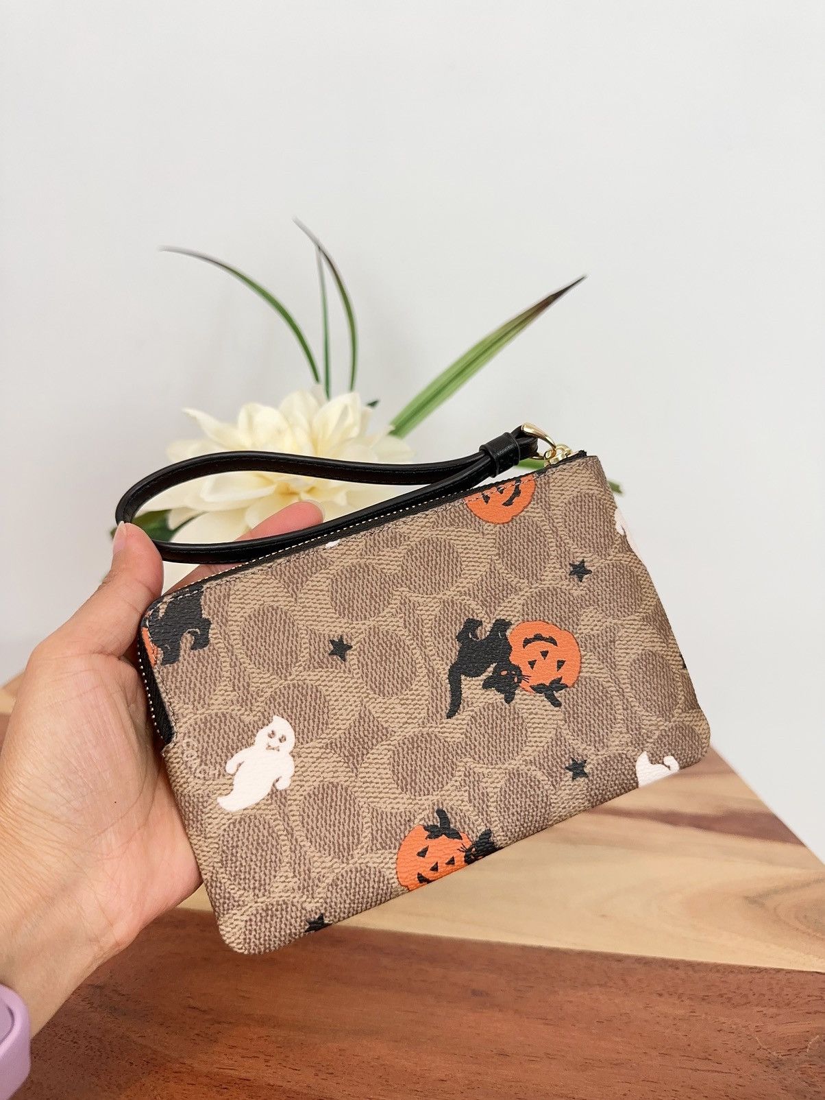 Coach NWT Coach Corner Zip Wristlet With Halloween Print Size ONE SIZE - 4 Thumbnail