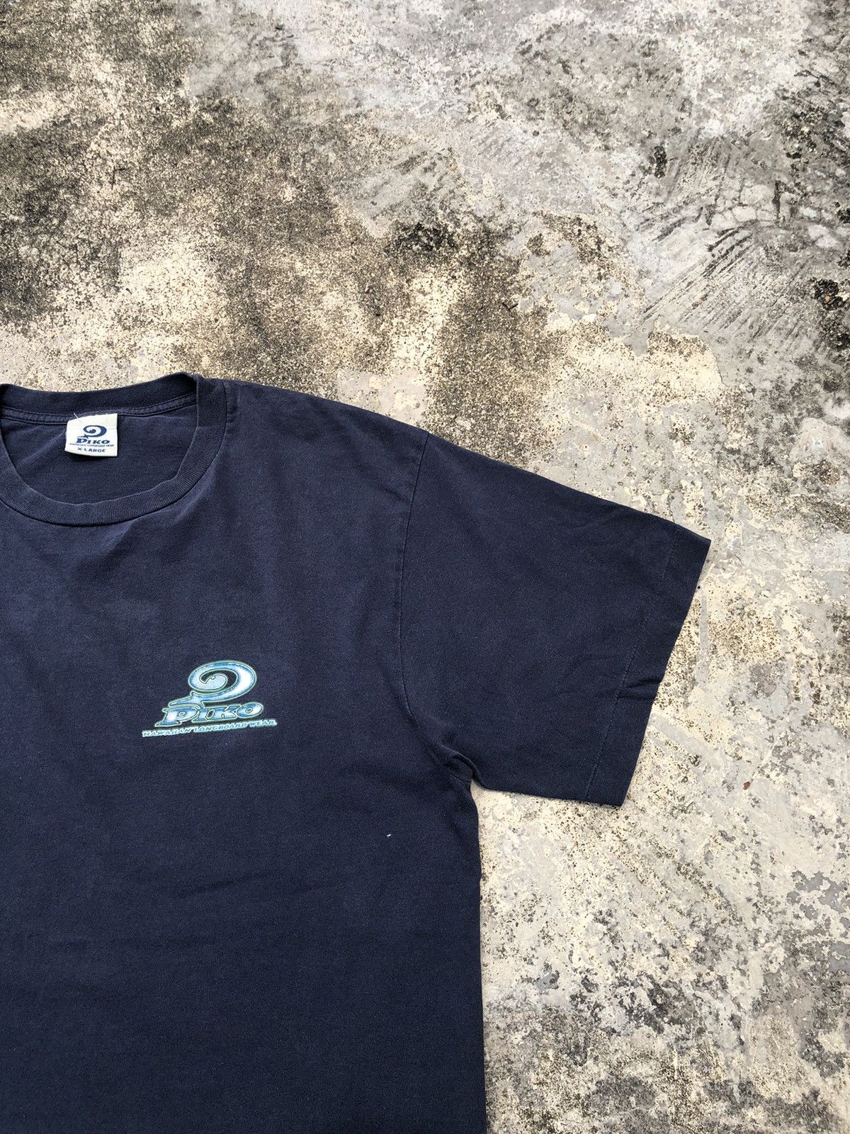 Quiksilver Vintage Y2K Sunfaded Piko Hawaiian Glitter Logo Backhit Tee Size US L / EU 52-54 / 3 - 7 Thumbnail