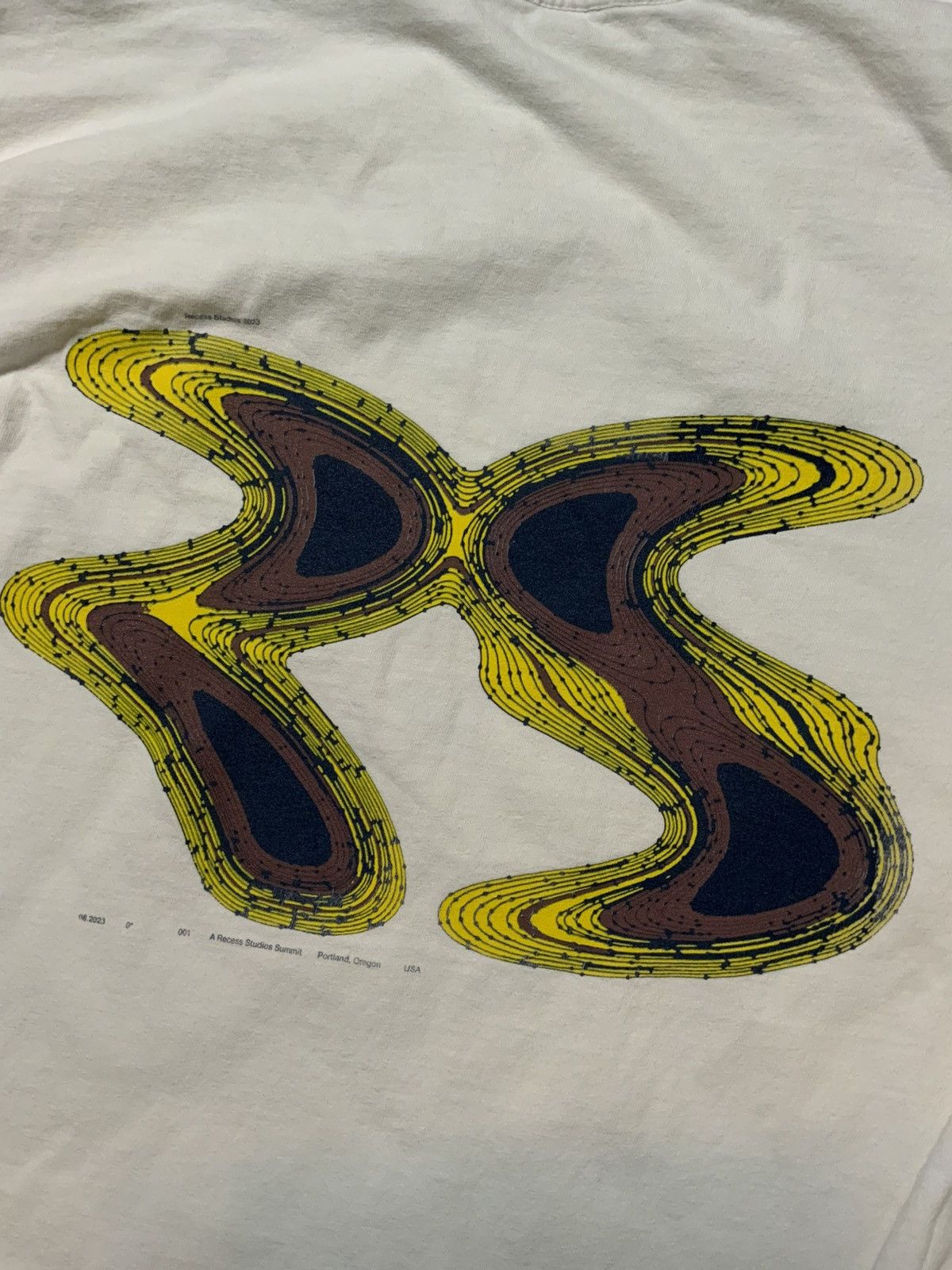 Other Recess Studios Summit 2023 Portland Oregon Trail T-Shirt Size US L / EU 52-54 / 3 - 1 Thumbnail