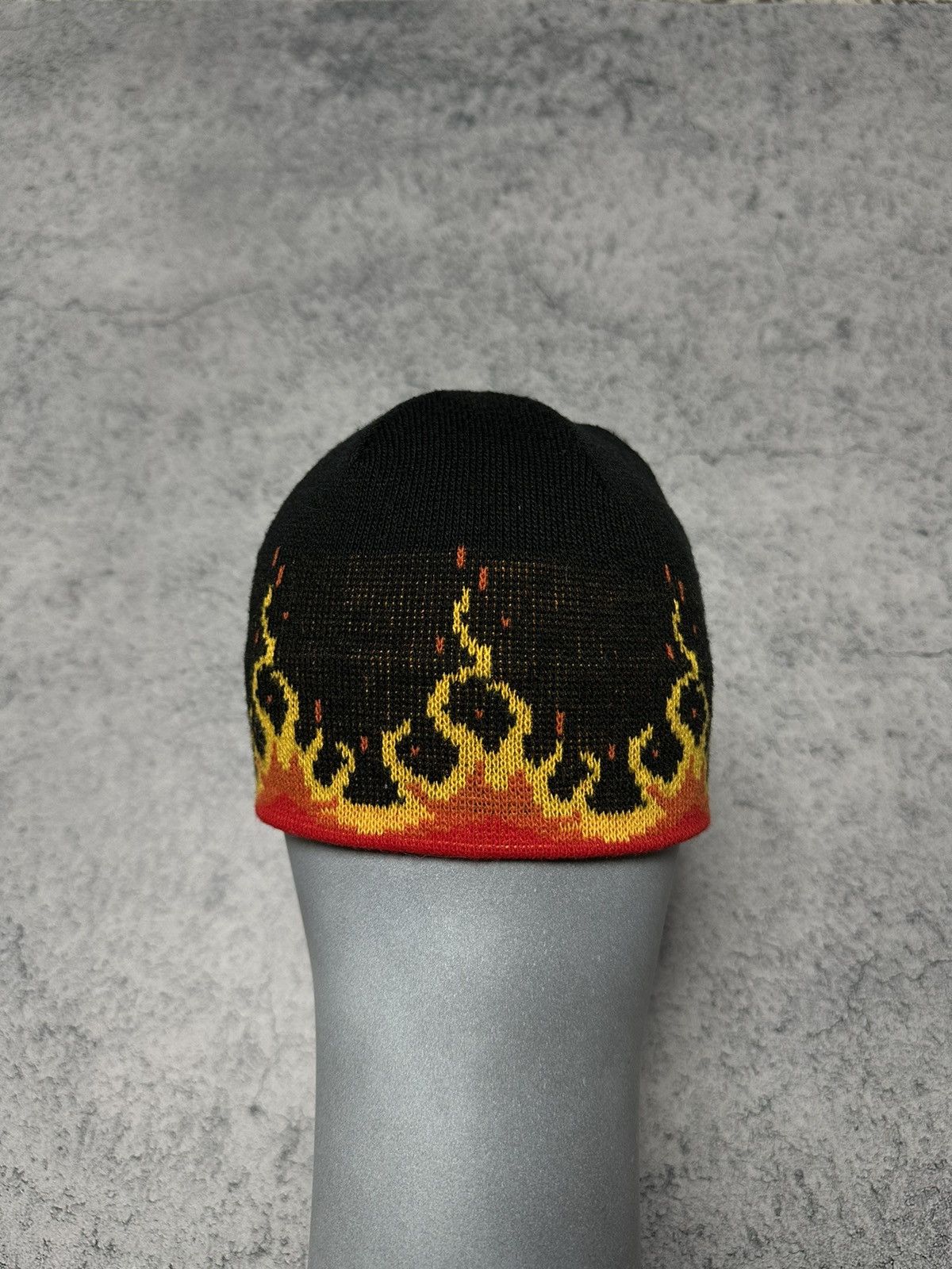 Vintage Vintage Red Eye Flame Fire Skate Beanie Hat Size ONE SIZE - 10 Thumbnail
