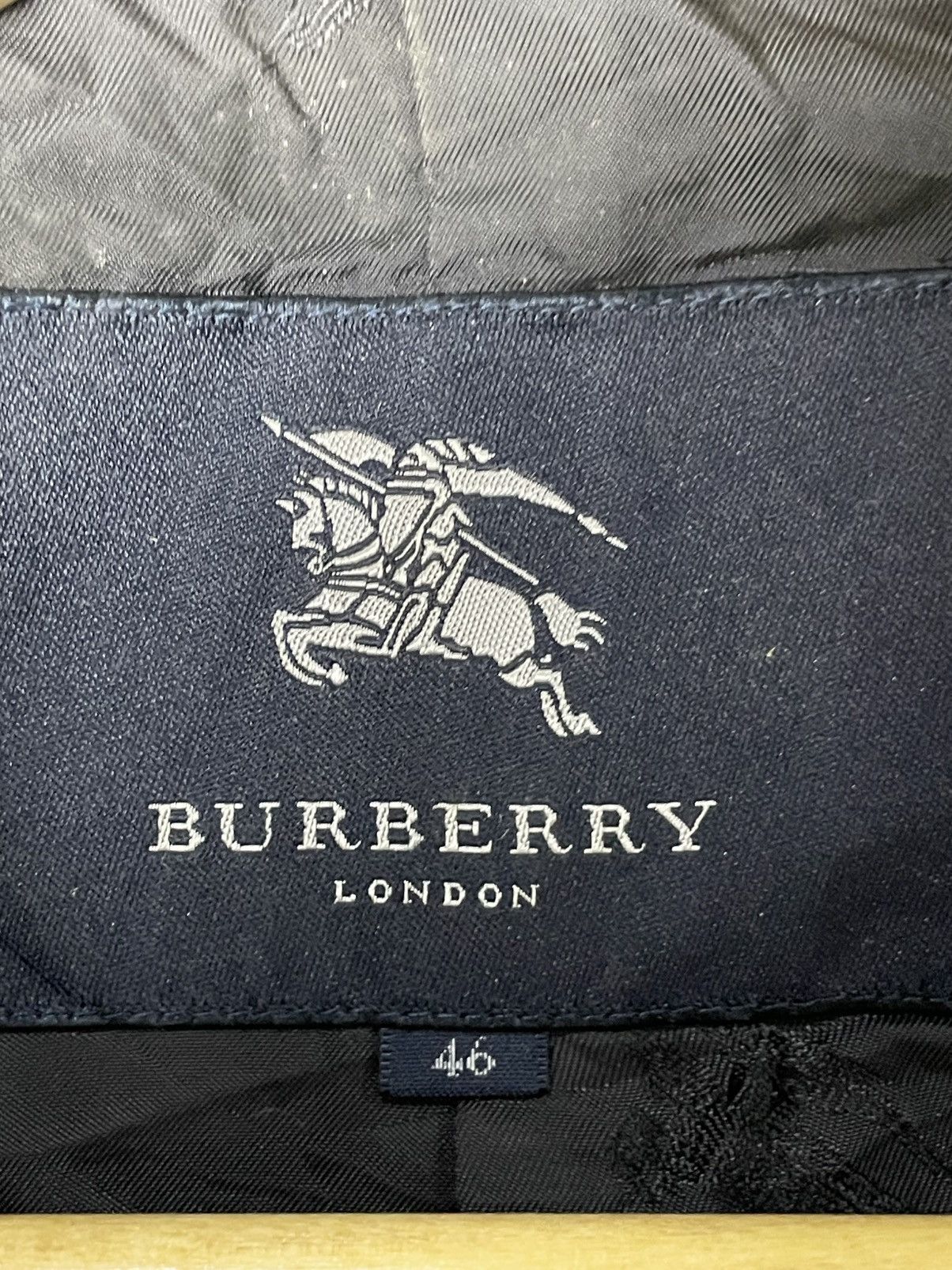 Vintage x Burberry London Wool Coat (32)