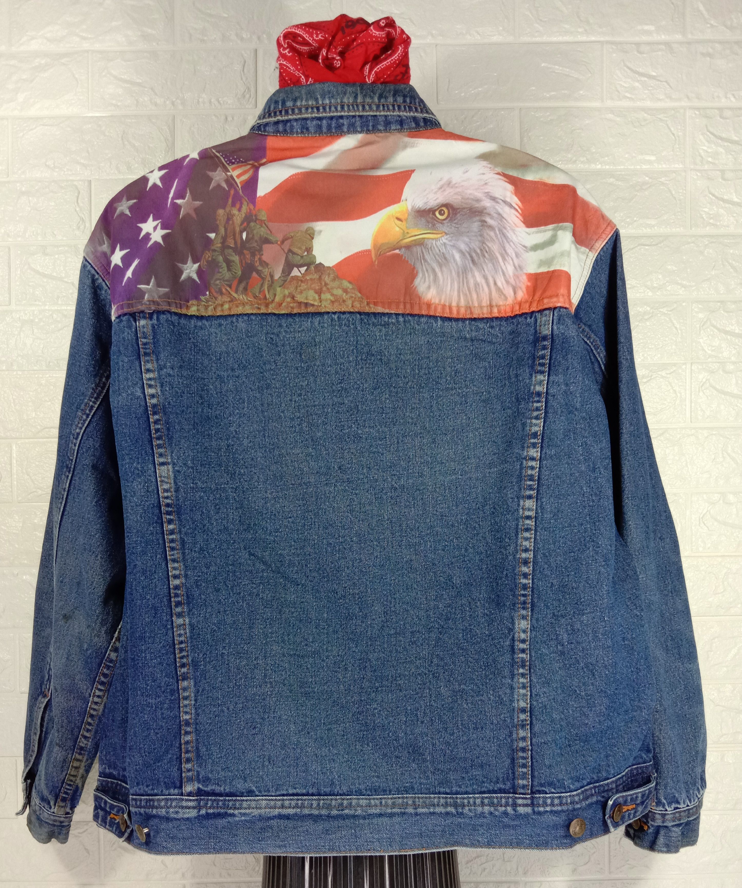 Vintage Vintage American Marine Corps Denim Jacket Size US XL / EU 56 / 4 - 1 Thumbnail