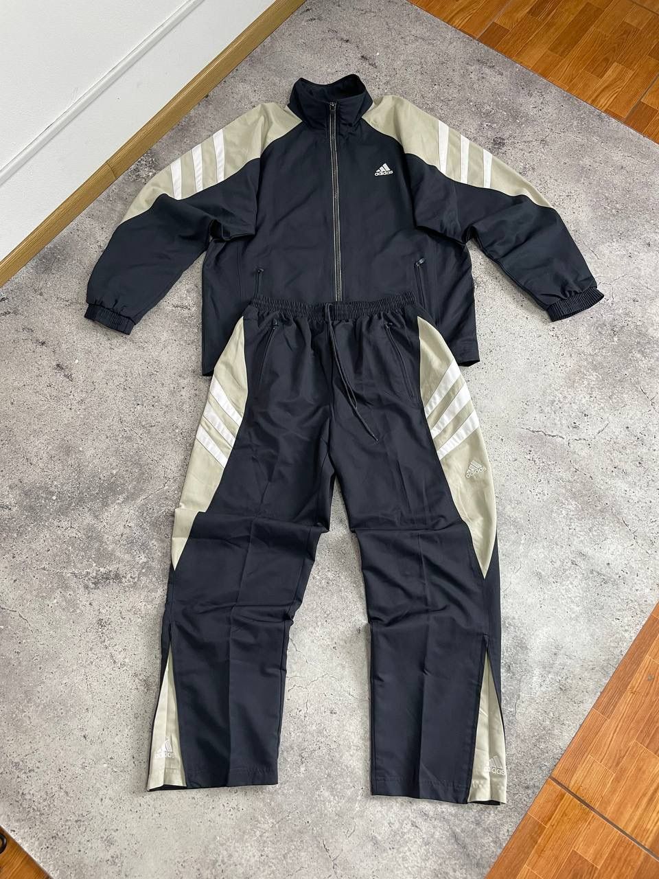 Pre-owned Adidas X Vintage Adidas Track Suit Set / L Size In Grey