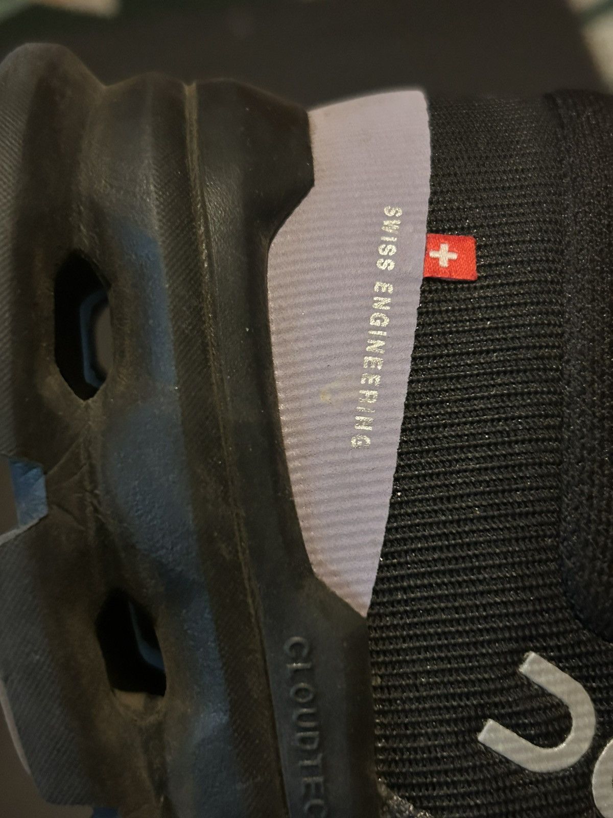 On On athletic shoes Size US 9.5 / IT 39.5 - 9 Thumbnail