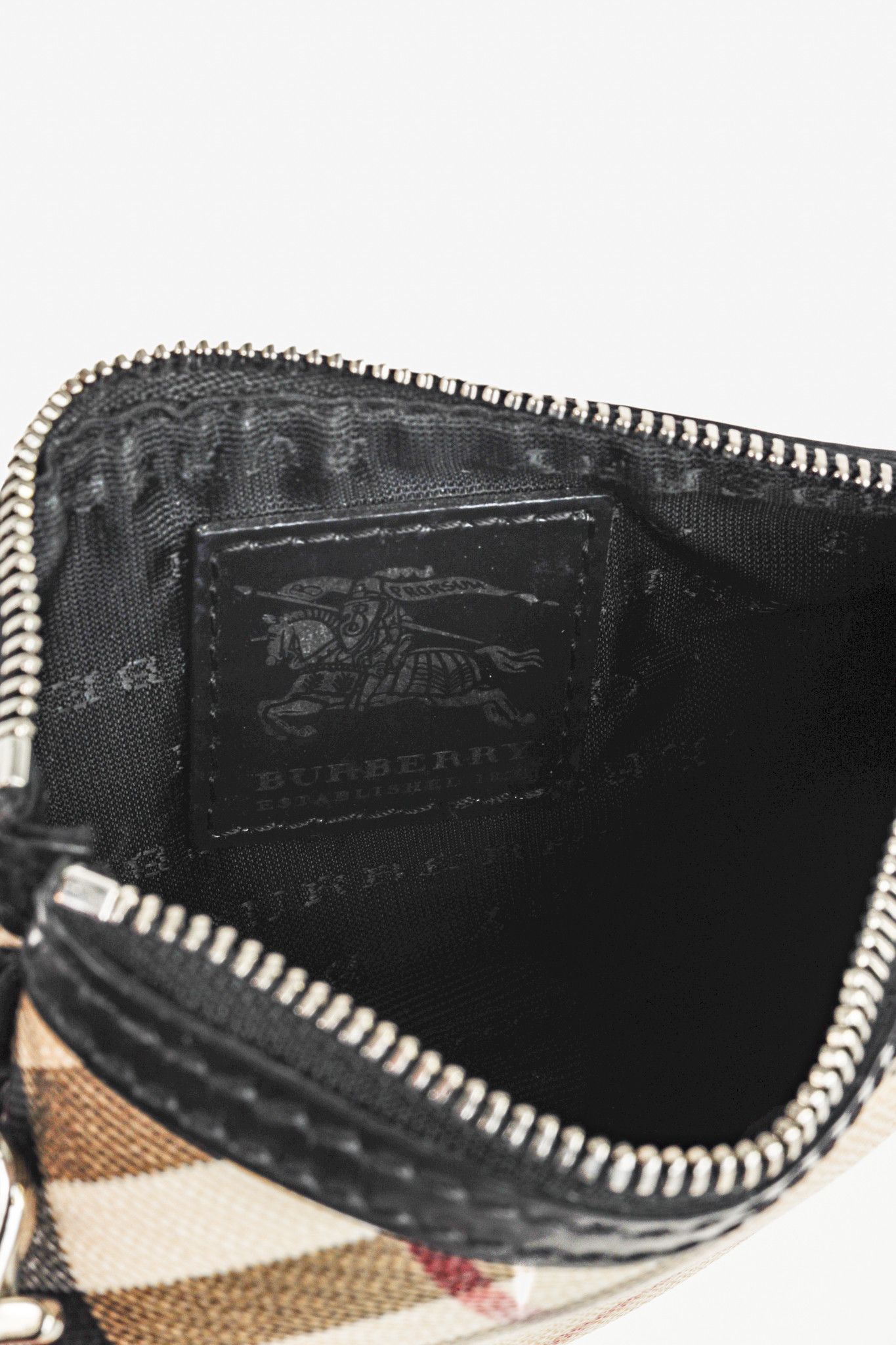 Burberry Burberry Basic Nova Check Flat Pouch Wristlet Size ONE SIZE - 7 Thumbnail
