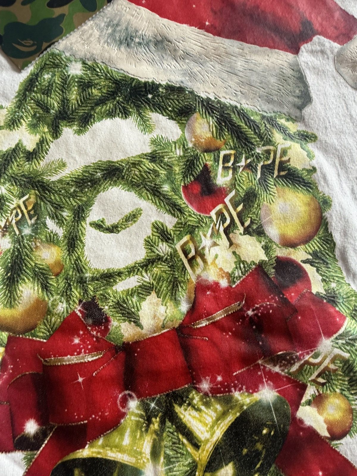 Bape Bape Grinch Tee Size US M / EU 48-50 / 2 - 2 Thumbnail