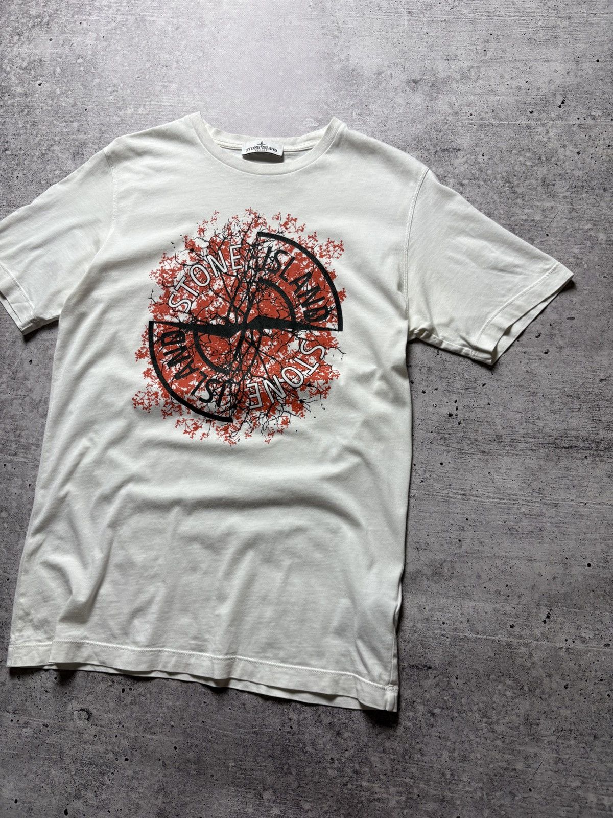 Stone Island 🌸STONE ISLAND VINTAGE TSHIRT Size US M / EU 48-50 / 2 - 4 Thumbnail
