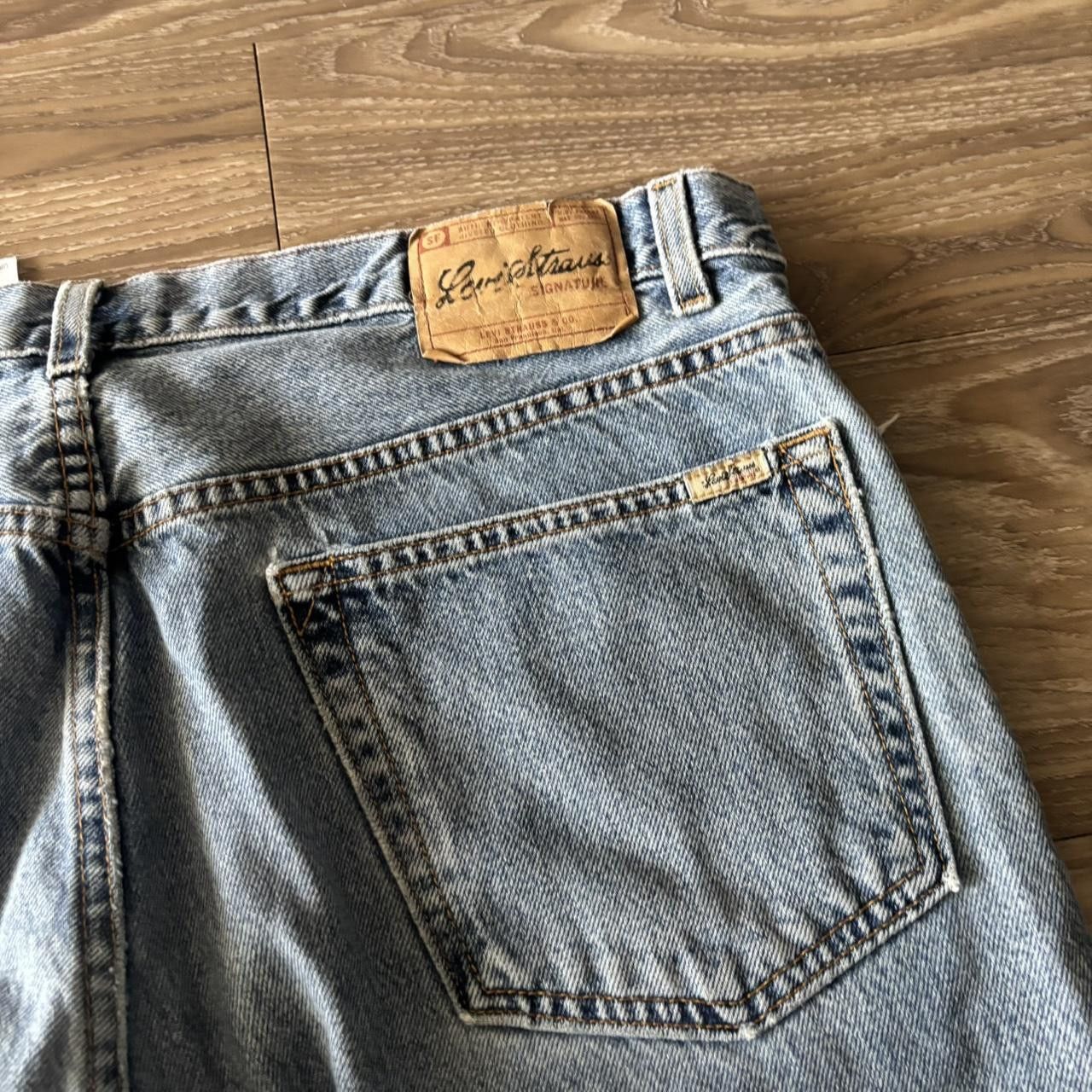 Levi's Crazy Vintage Y2K/2000s Baggy Levis Medium Wash Denim Jeans! 38x30 Size US 38 / EU 54 - 7 Thumbnail