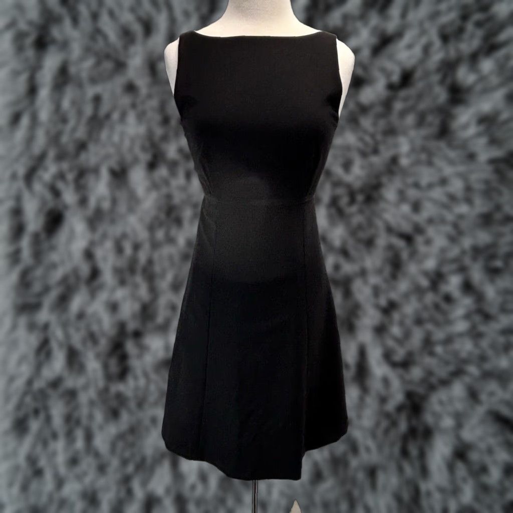 Gap VINTAGE Gap Fit & Flare Little Black Dress Sz 6 Women Lined Sleeveless 90s Wool Size M / US 6-8 / IT 42-44 - 1 Thumbnail