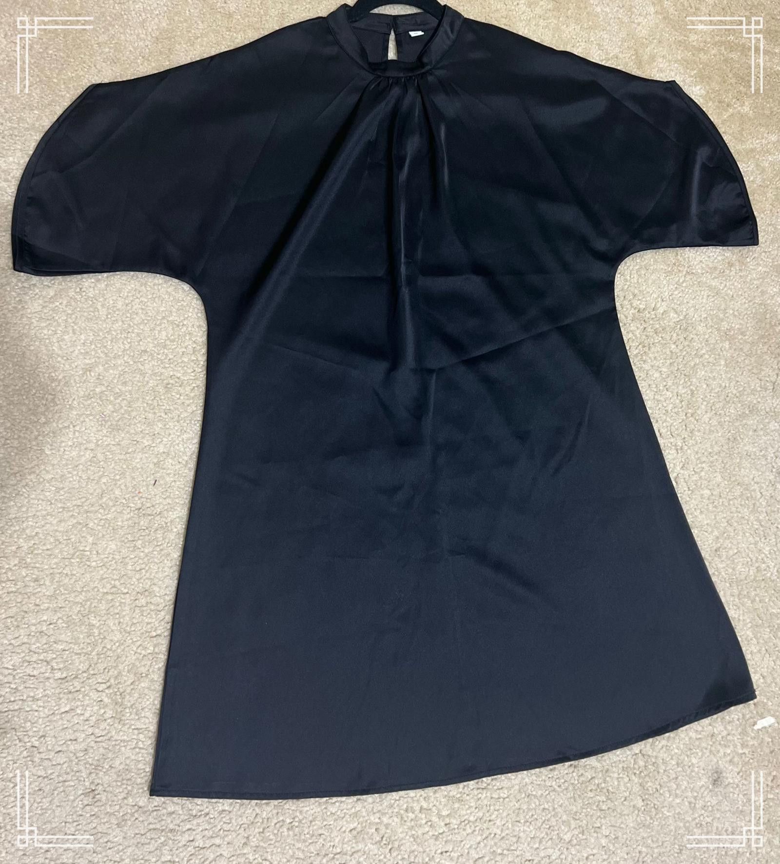 Designer Elegant Black Dress with Gathered Neckline, Size Medium Size M / US 6-8 / IT 42-44 - 4 Thumbnail