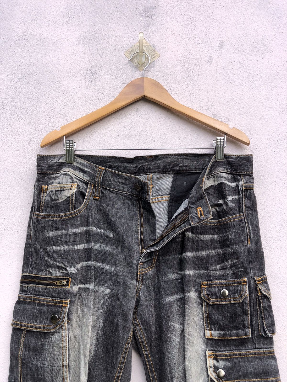 Japanese Brand Japanese Brand Vomanie Flared Cargo Jeans Size US 31 - 4 Thumbnail