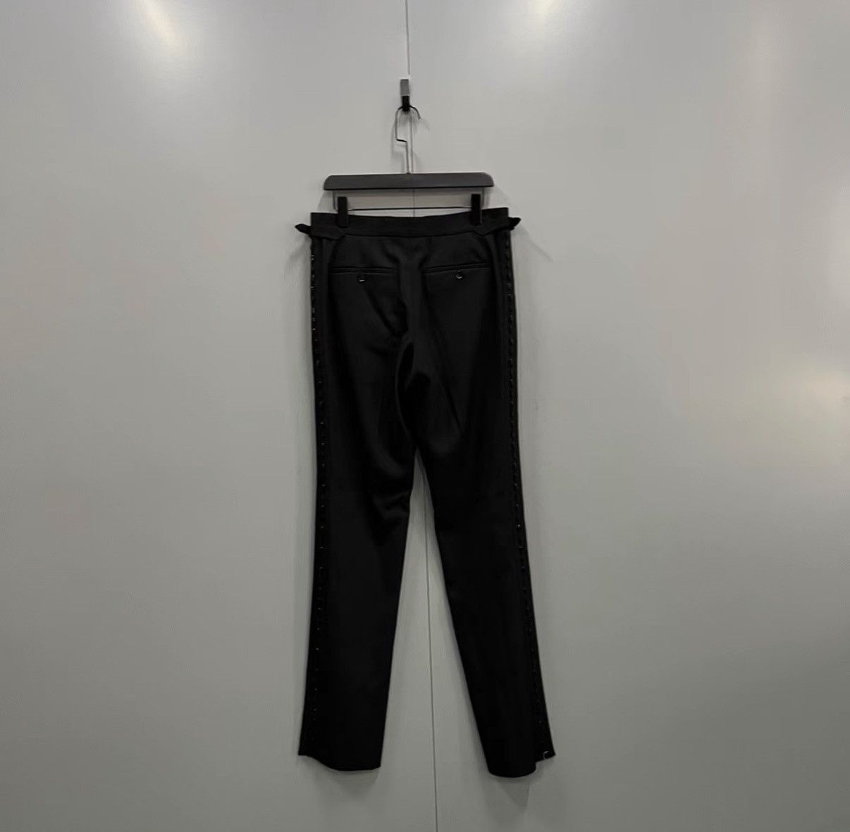 Burberry Burberry Black Metal Button Trousers J41 Size US 30 / EU 46 - 2 Thumbnail