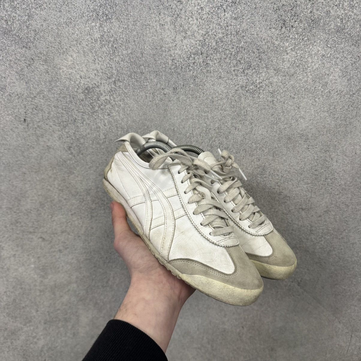 Asics Vintage Asics Onitsuka Tiger Mexico 66 Leather Sneakers Size US 7.5 / EU 40-41 - 1 Thumbnail