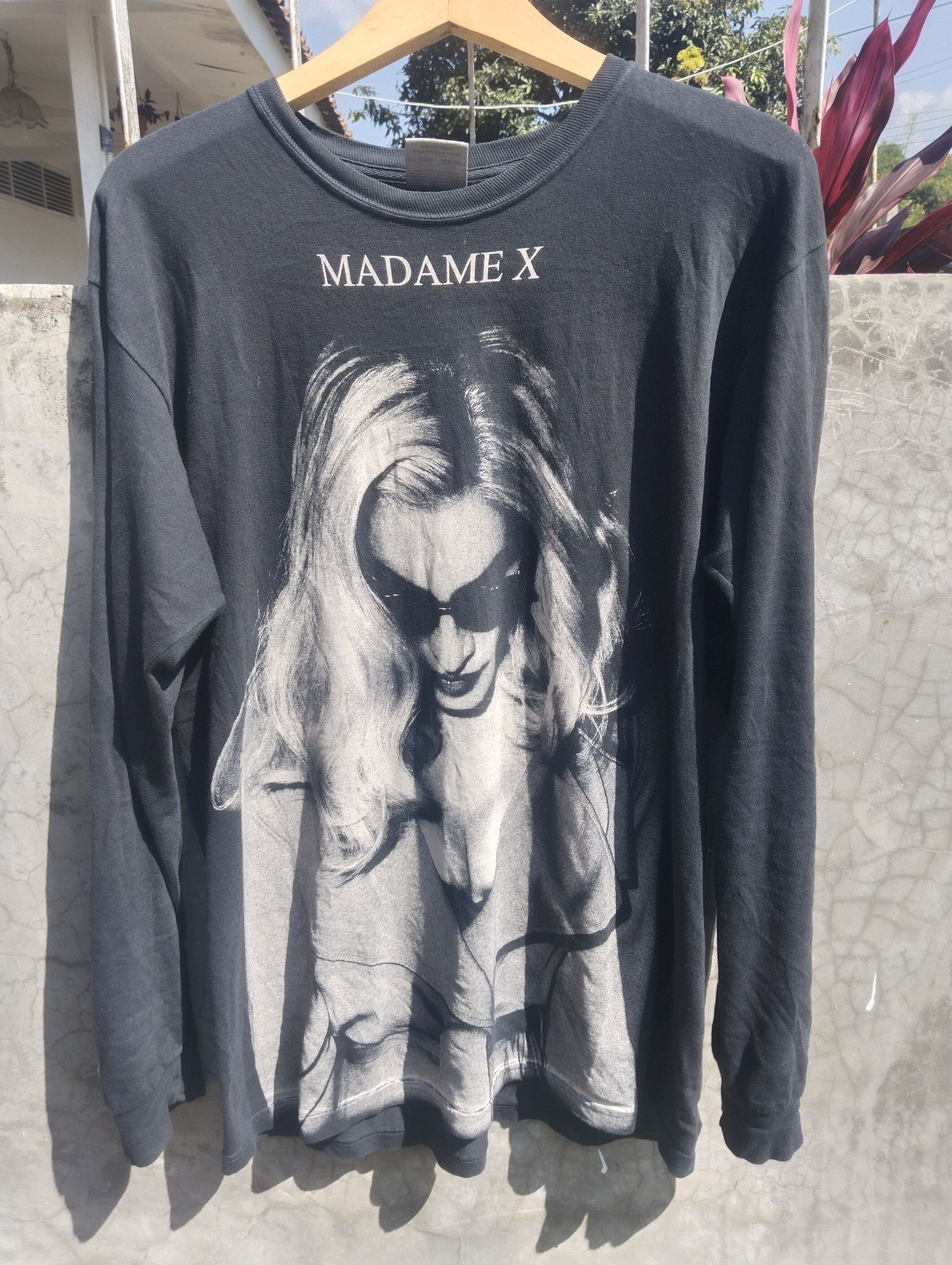 Band Tees MADAME X MADONNA Size US M / EU 48-50 / 2 - 1 Thumbnail