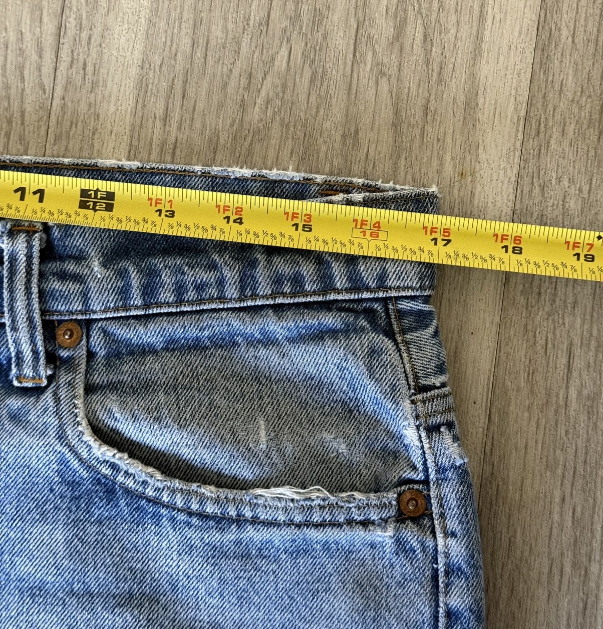 Levi's Vintage Levi’s Jeans Size US 31 - 6 Thumbnail