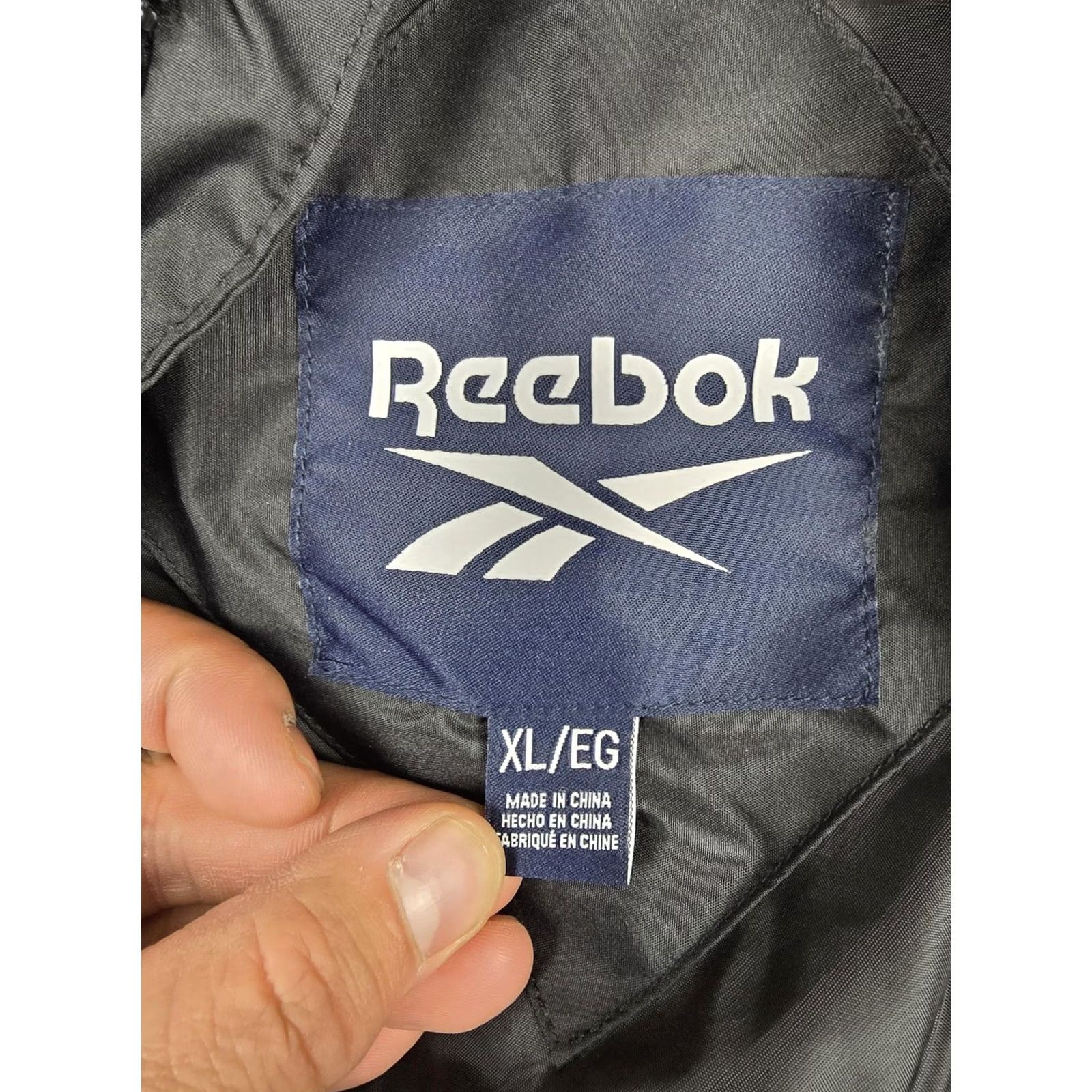 Reebok VINTAGE? (No) Reebok Vest Mens XL Black Quilted Insulated Puffer Zip Pockets Logo OMRB1104EC Size US XL / EU 56 / 4 - 2 Thumbnail
