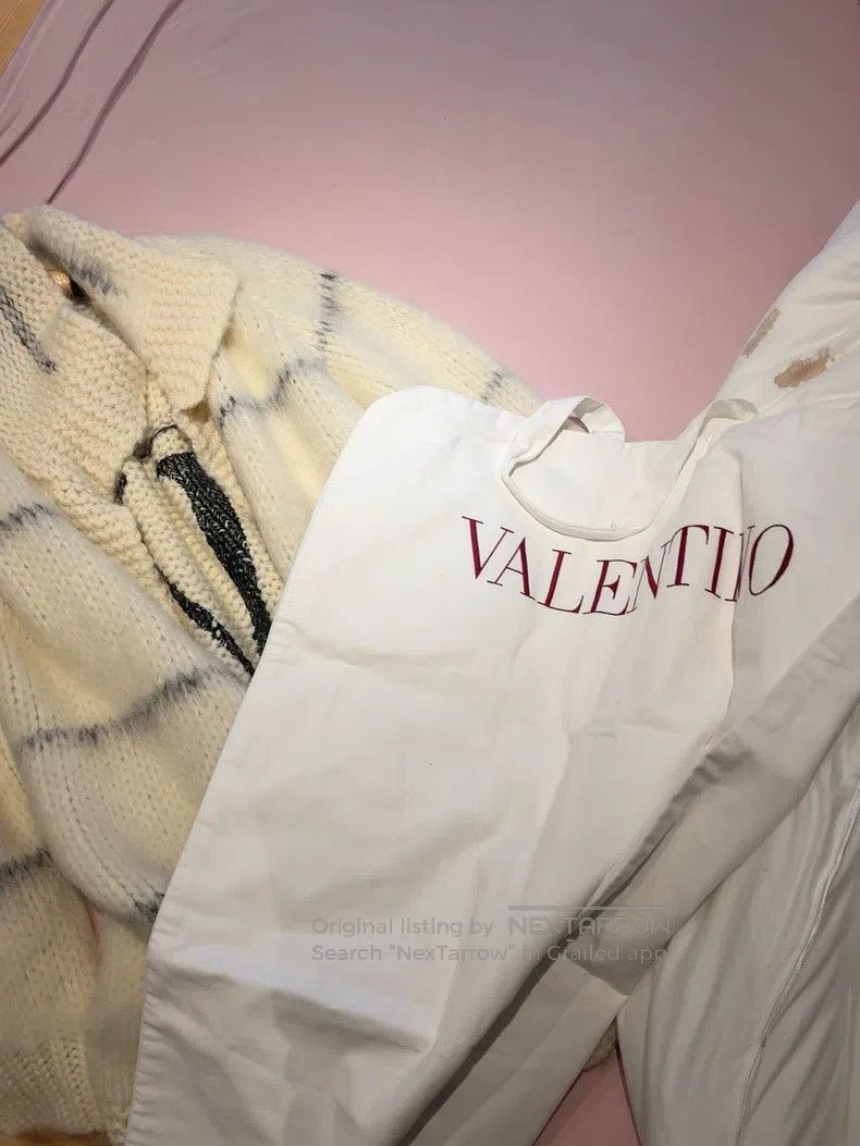 Valentino Valentino Knitted sweater cardigan Size M / US 6-8 / IT 42-44 - 3 Thumbnail