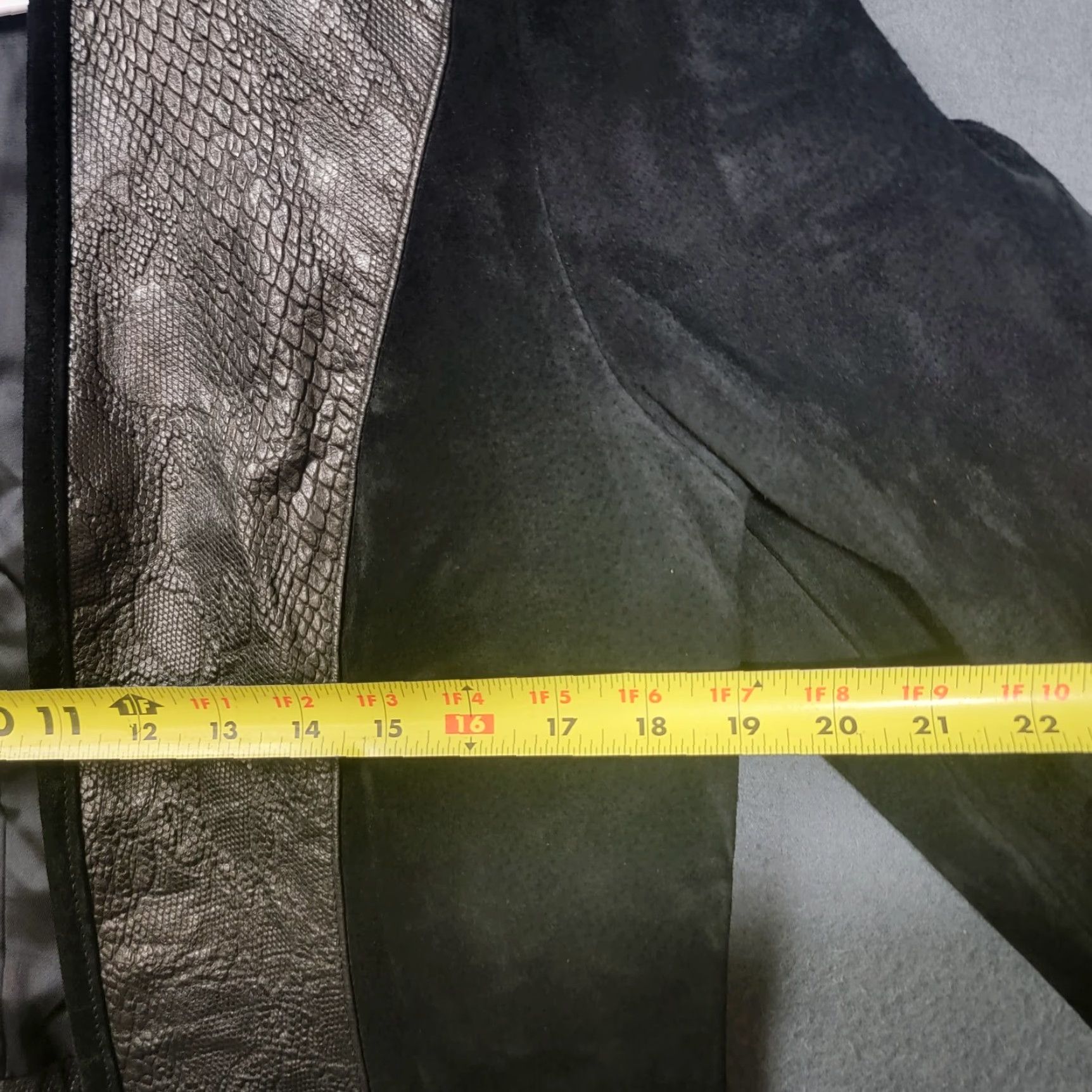 Vintage VINTAGE North American Frontier Women's Western Jacket Suede Small Cropped Denim Solid Black Long Sleeve Slim Size S / US 4 / IT 40 - 7 Thumbnail