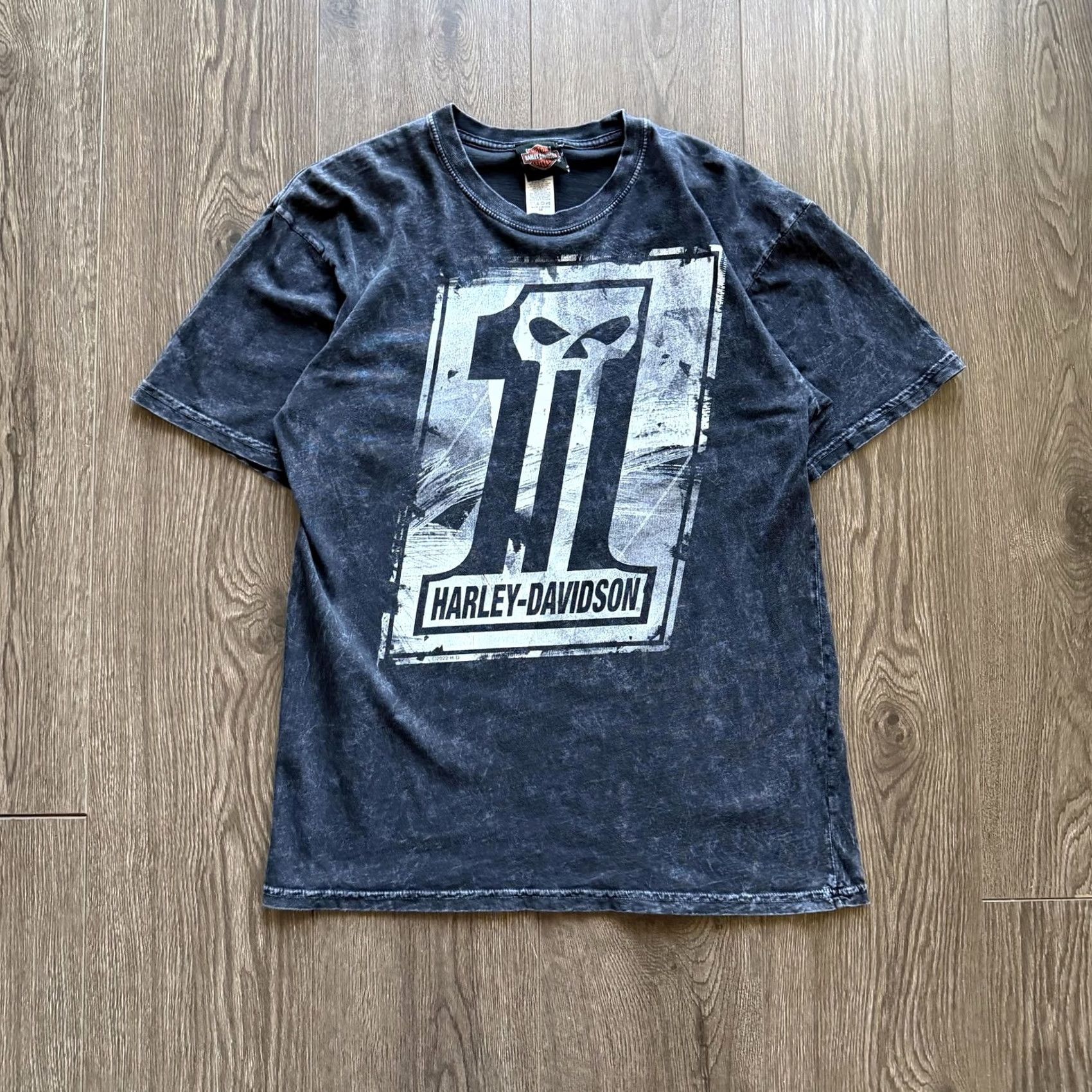 Harley Davidson VINTAGE Harley-Davidson Tee Shirt Mens M Black Green Skull Biker Graphic Front Back Decal O'Fallon IL Size US M / EU 48-50 / 2 - 3 Thumbnail
