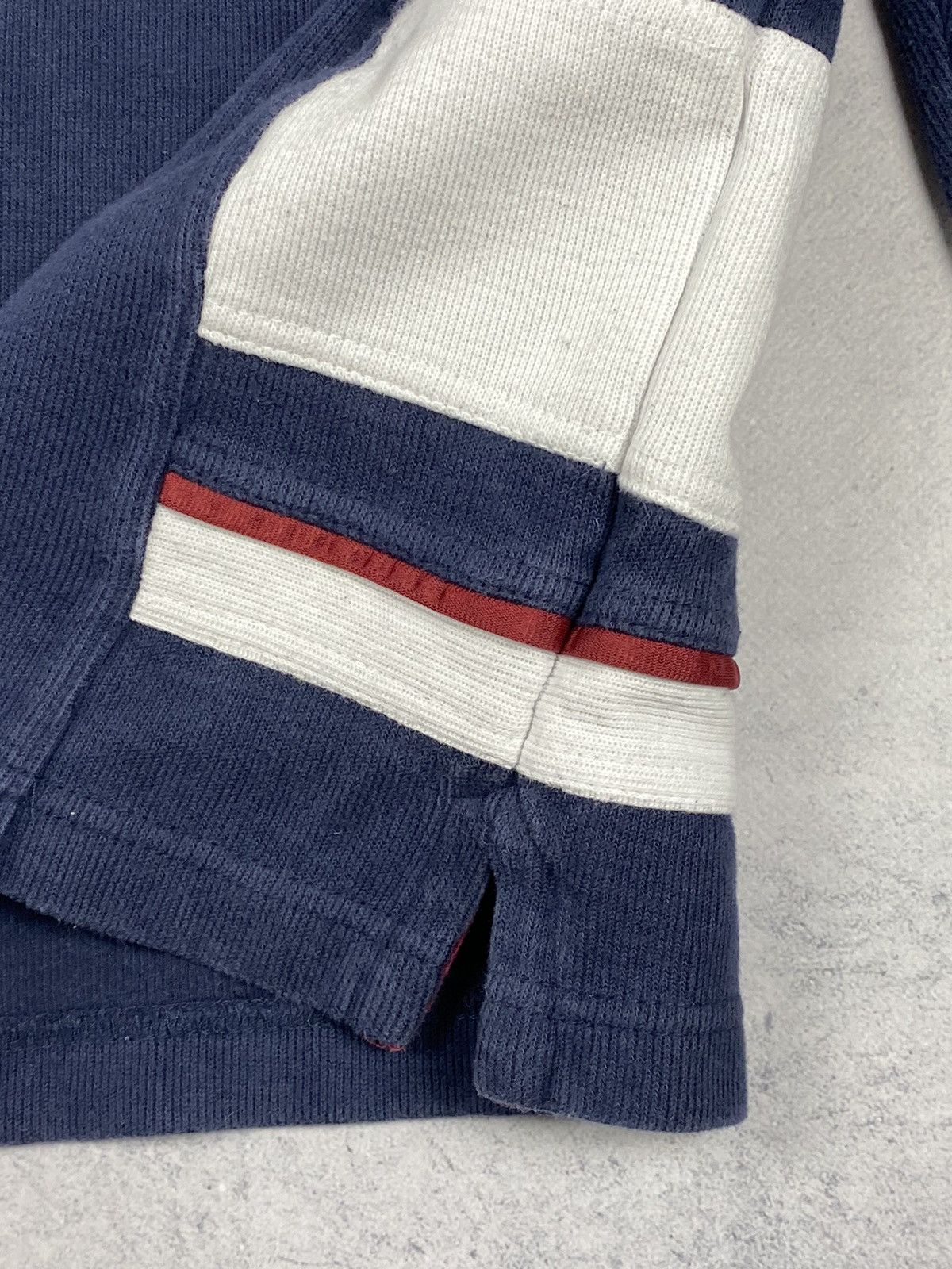 Umbro Vintage 90s Umbro Sweater 1/3 Zip Up Retro Jumper Sweater Size US XS / EU 42 / 0 - 8 Thumbnail