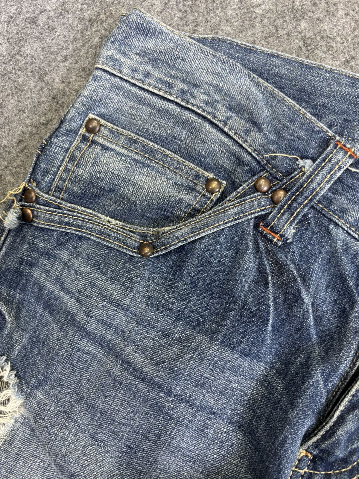 Japanese Brand 💥Flare💥Wild Life Painter Distressed Denim K37 Size US 32 / EU 48 - 9 Thumbnail