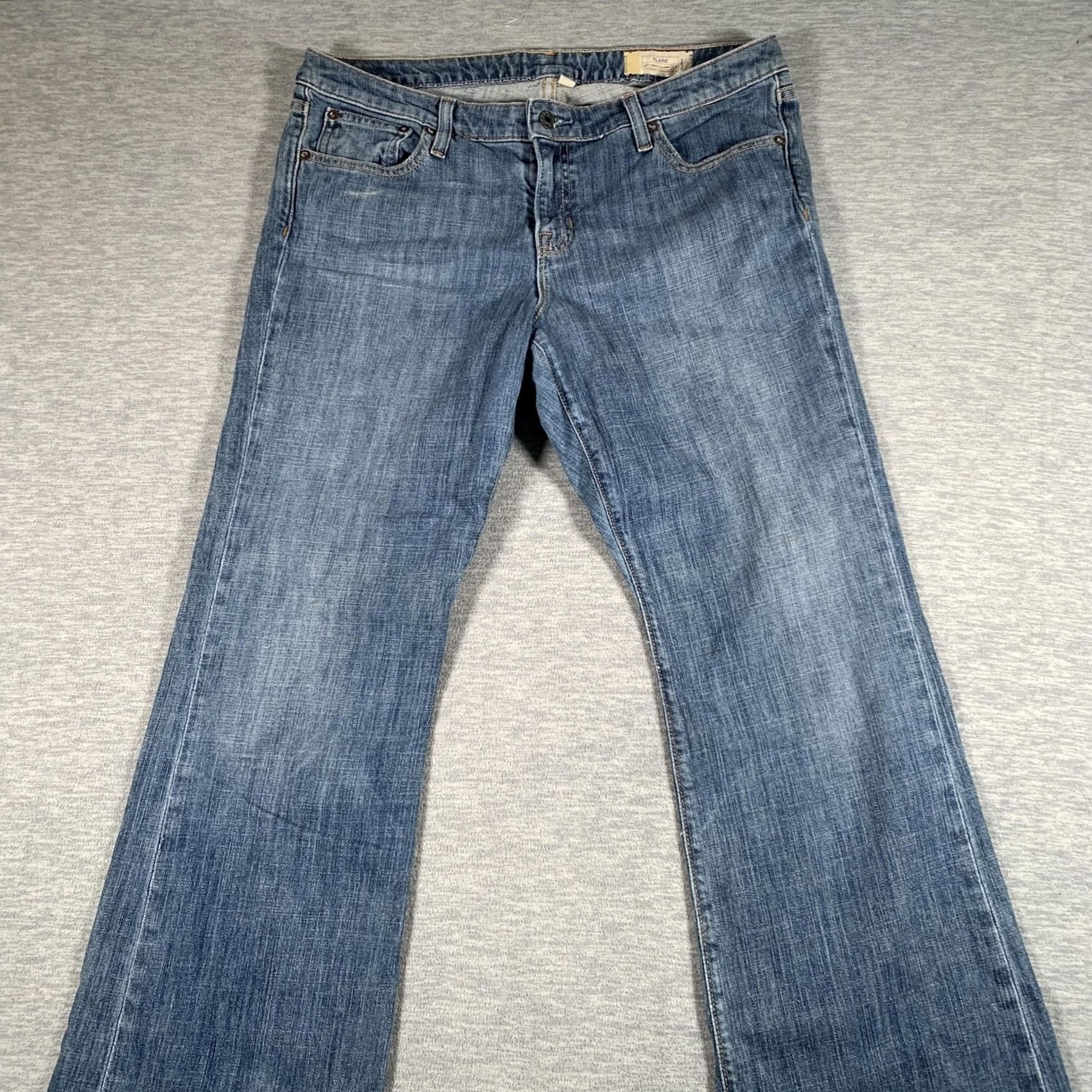 Gap Gap Jeans Womens 12 Blue Medium Wash Mid Rise Flare Stretch Denim Regular Fit Jeans Size 34" / US 12 / IT 48 - 2 Thumbnail