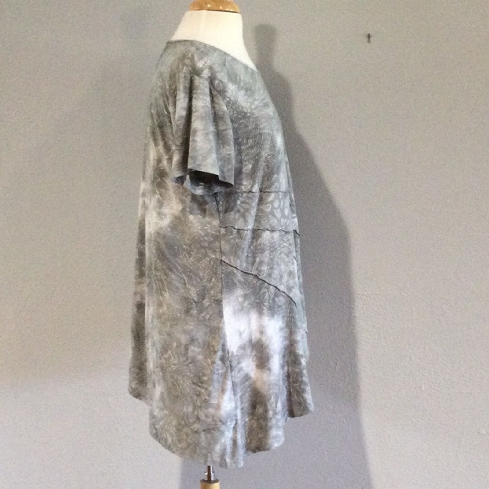 Vintage Sami & Jo Plus Gray & White Asymmetrical Women's Top Size 1X Size XL / US 12-14 / IT 48-50 - 5 Thumbnail
