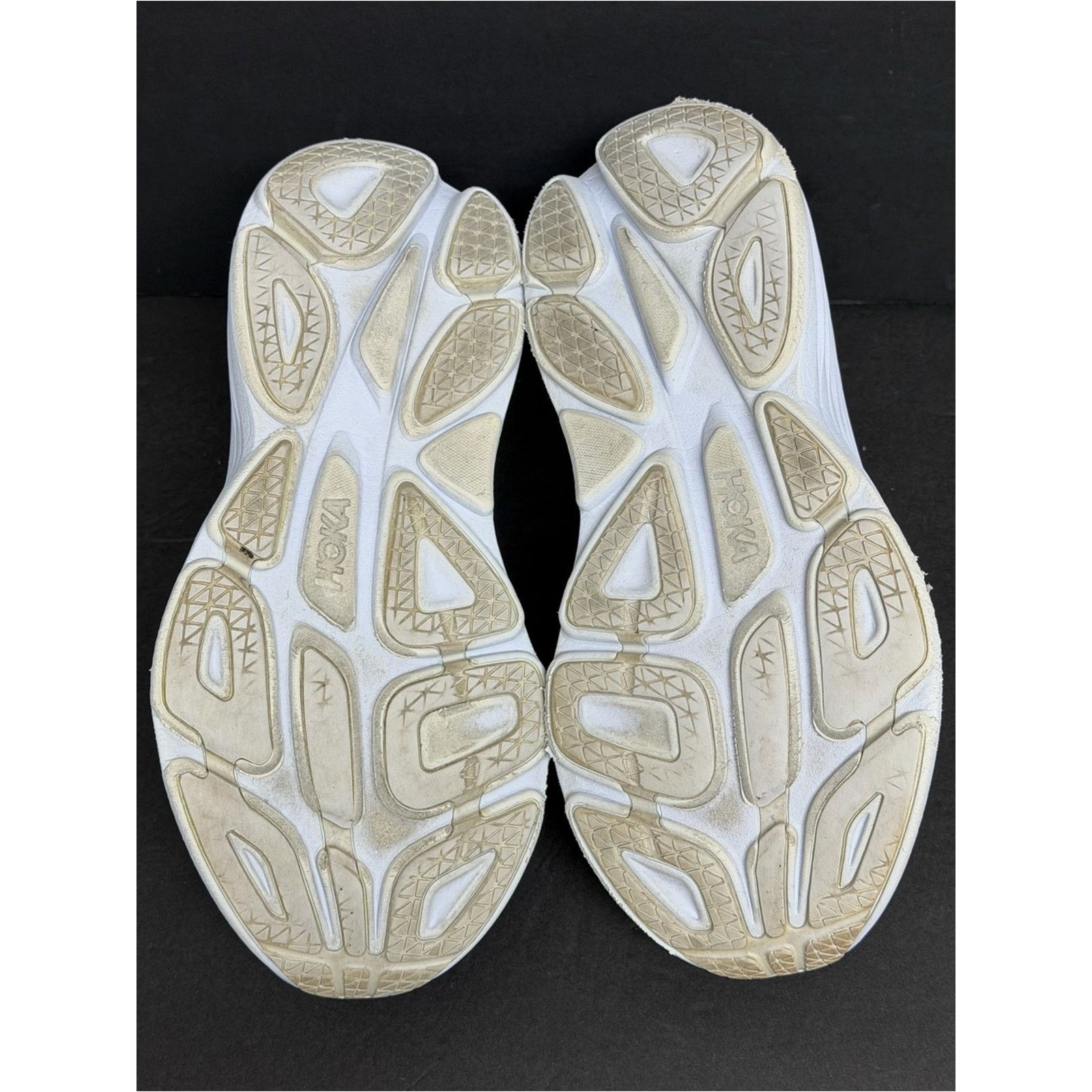 Hoka Hoka Bondi 8 Men's Size 10 D White Athletic Running Shoes Size US 10 / EU 43 - 8 Thumbnail